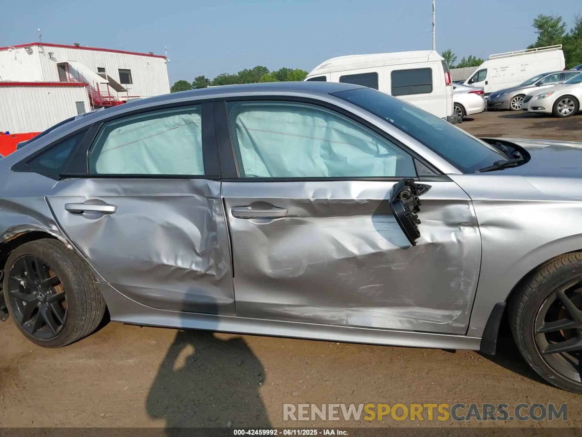 13 Photograph of a damaged car 2HGFE2F57NH582953 HONDA CIVIC 2022