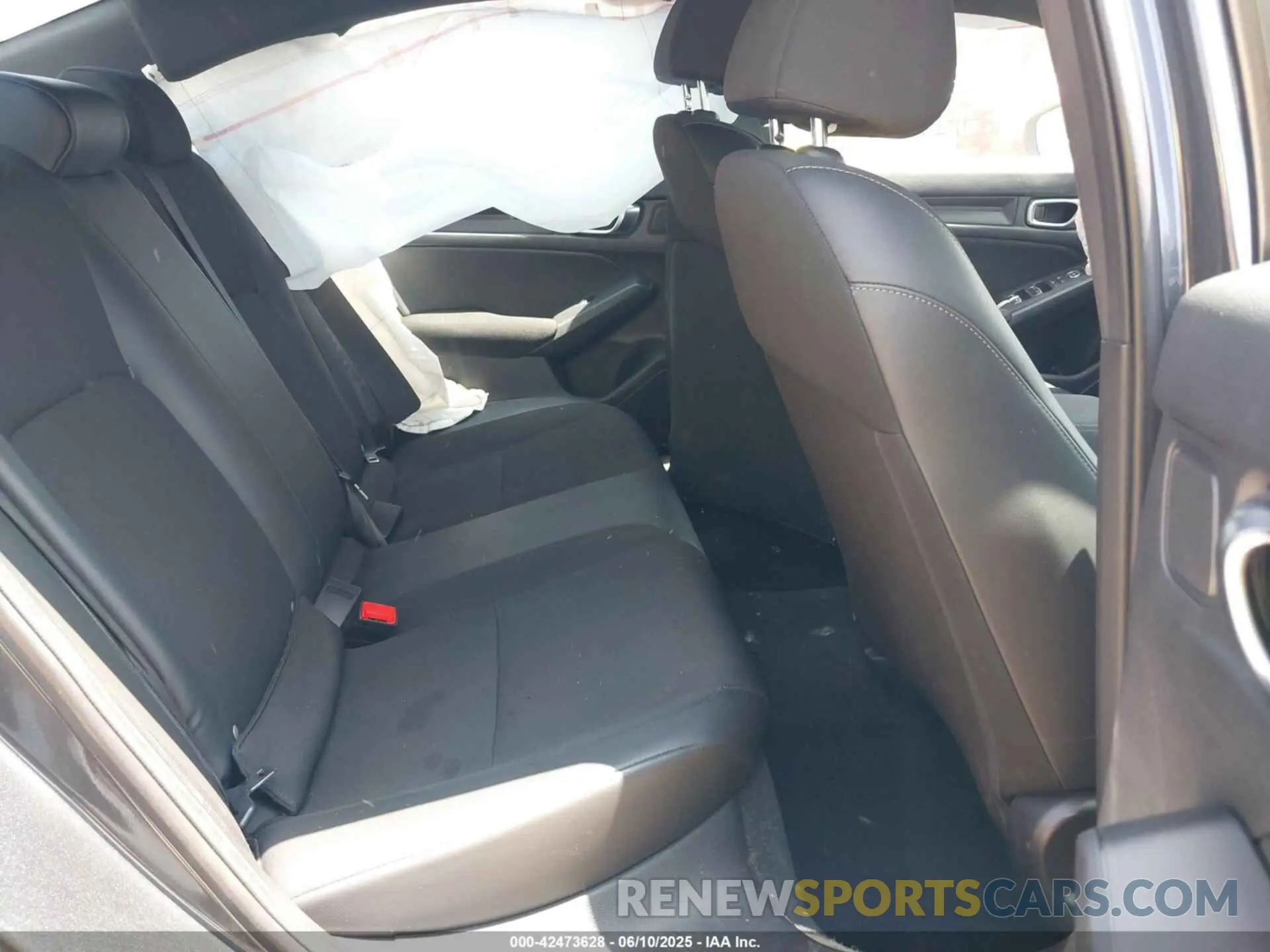 8 Photograph of a damaged car 2HGFE2F57NH586629 HONDA CIVIC 2022