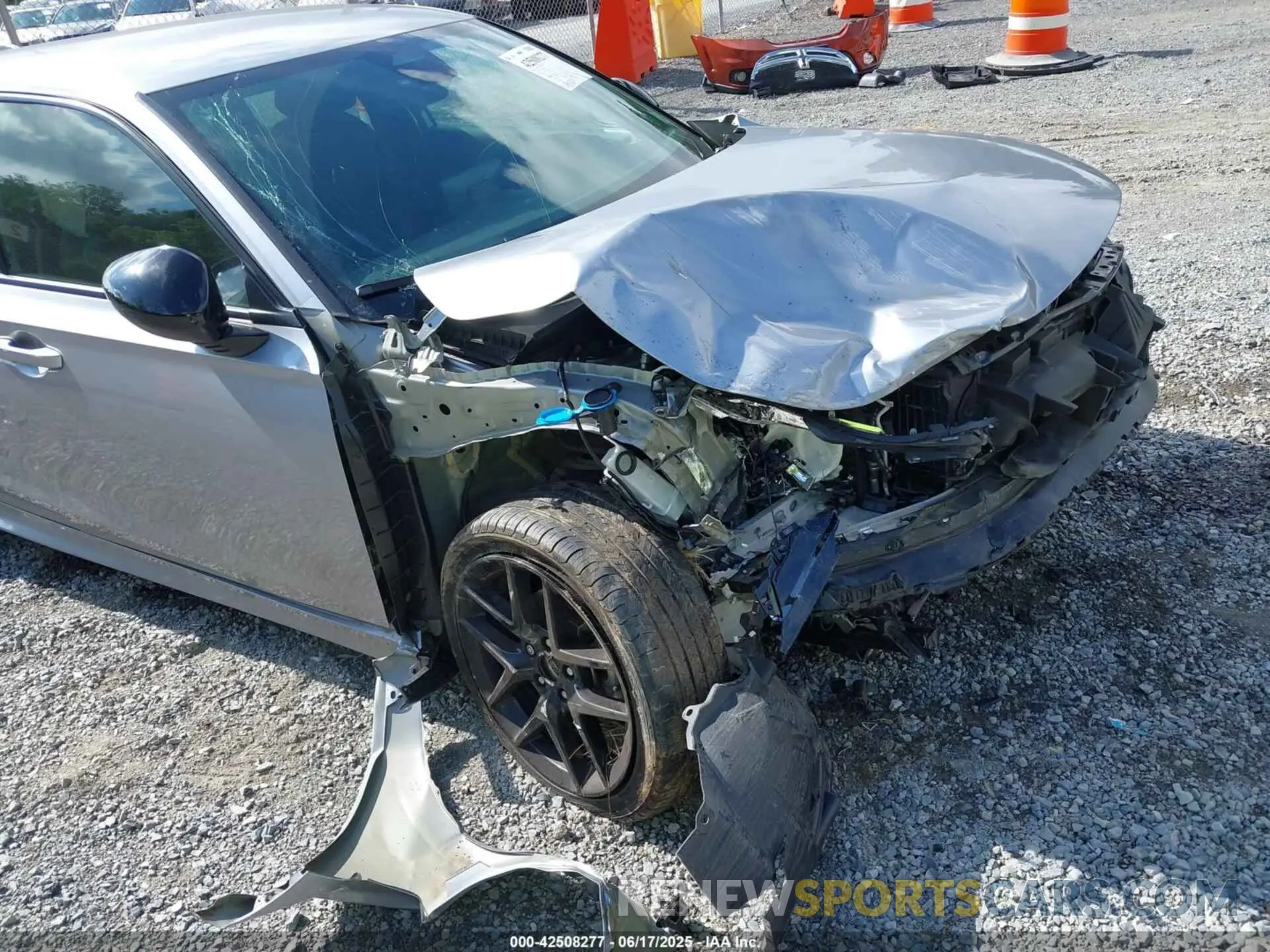 18 Photograph of a damaged car 2HGFE2F57NH607141 HONDA CIVIC 2022