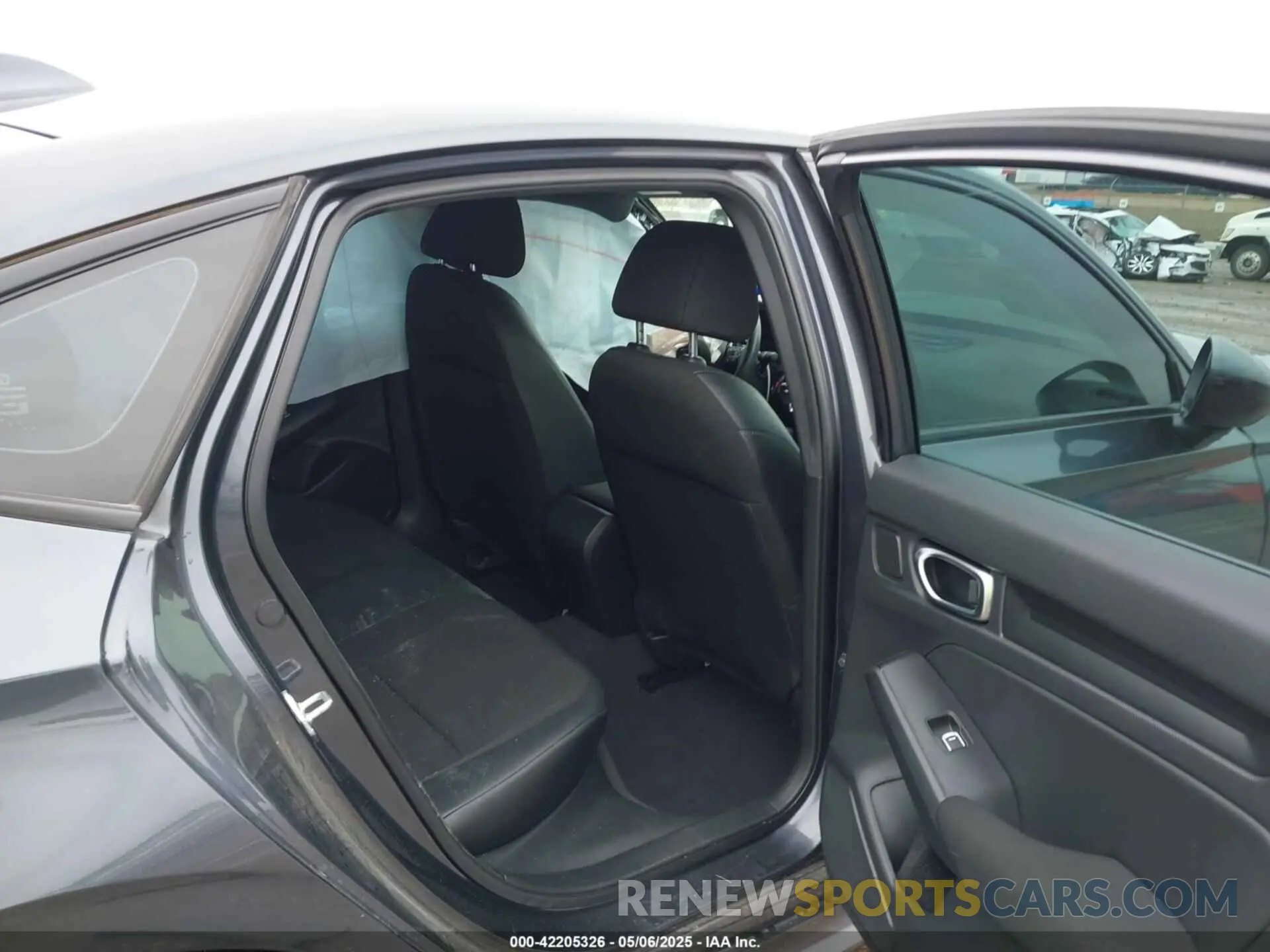 8 Photograph of a damaged car 2HGFE2F58NH515360 HONDA CIVIC 2022