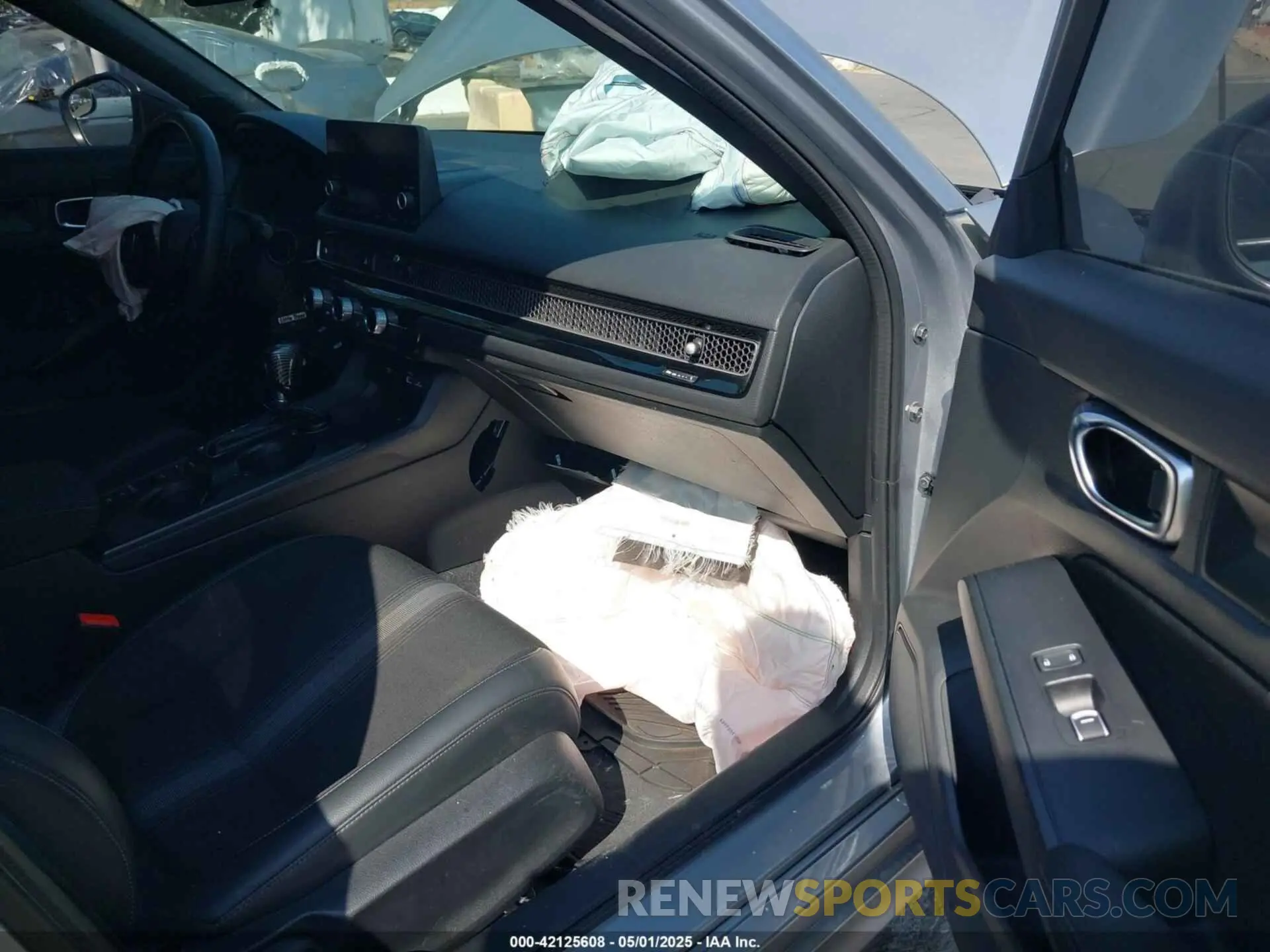 5 Photograph of a damaged car 2HGFE2F58NH517299 HONDA CIVIC 2022