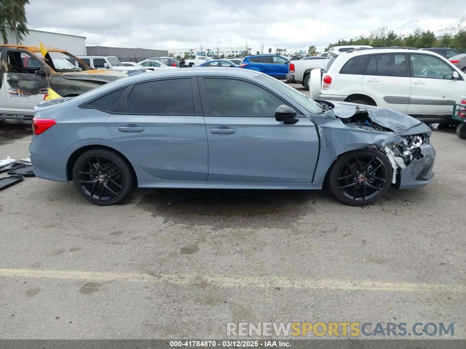 13 Photograph of a damaged car 2HGFE2F58NH569211 HONDA CIVIC 2022