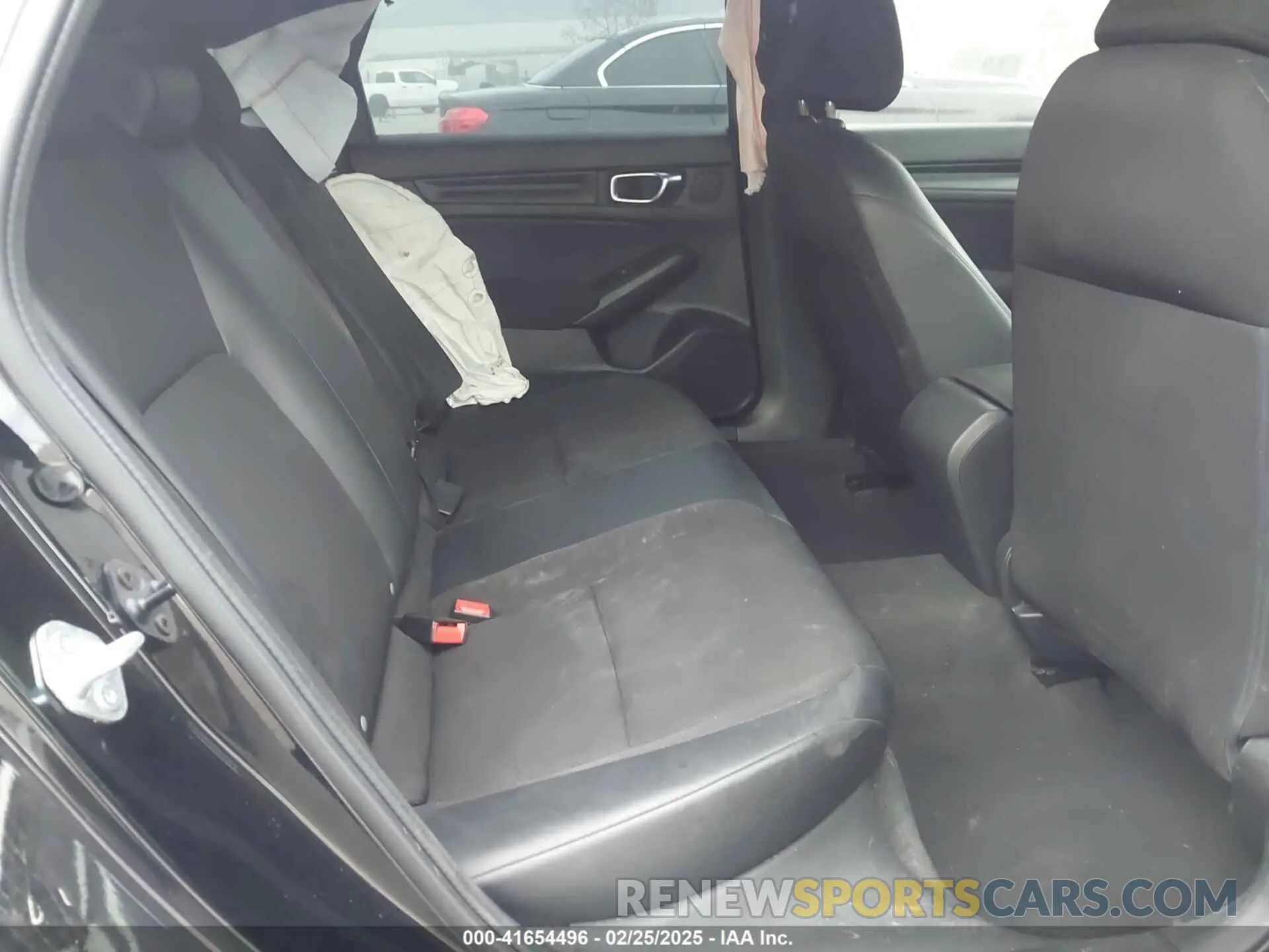 8 Photograph of a damaged car 2HGFE2F58NH582931 HONDA CIVIC 2022