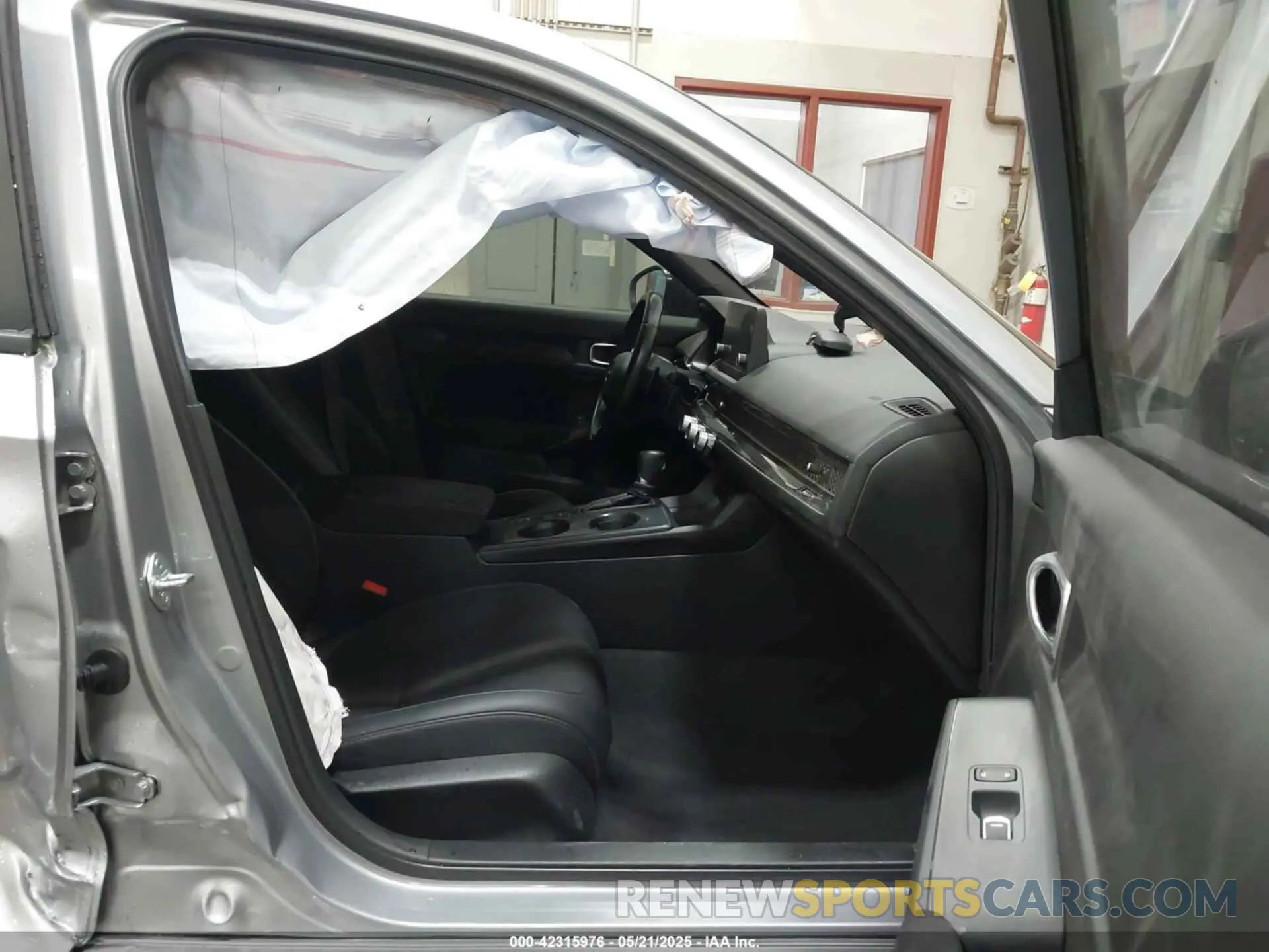5 Photograph of a damaged car 2HGFE2F59NH512211 HONDA CIVIC 2022