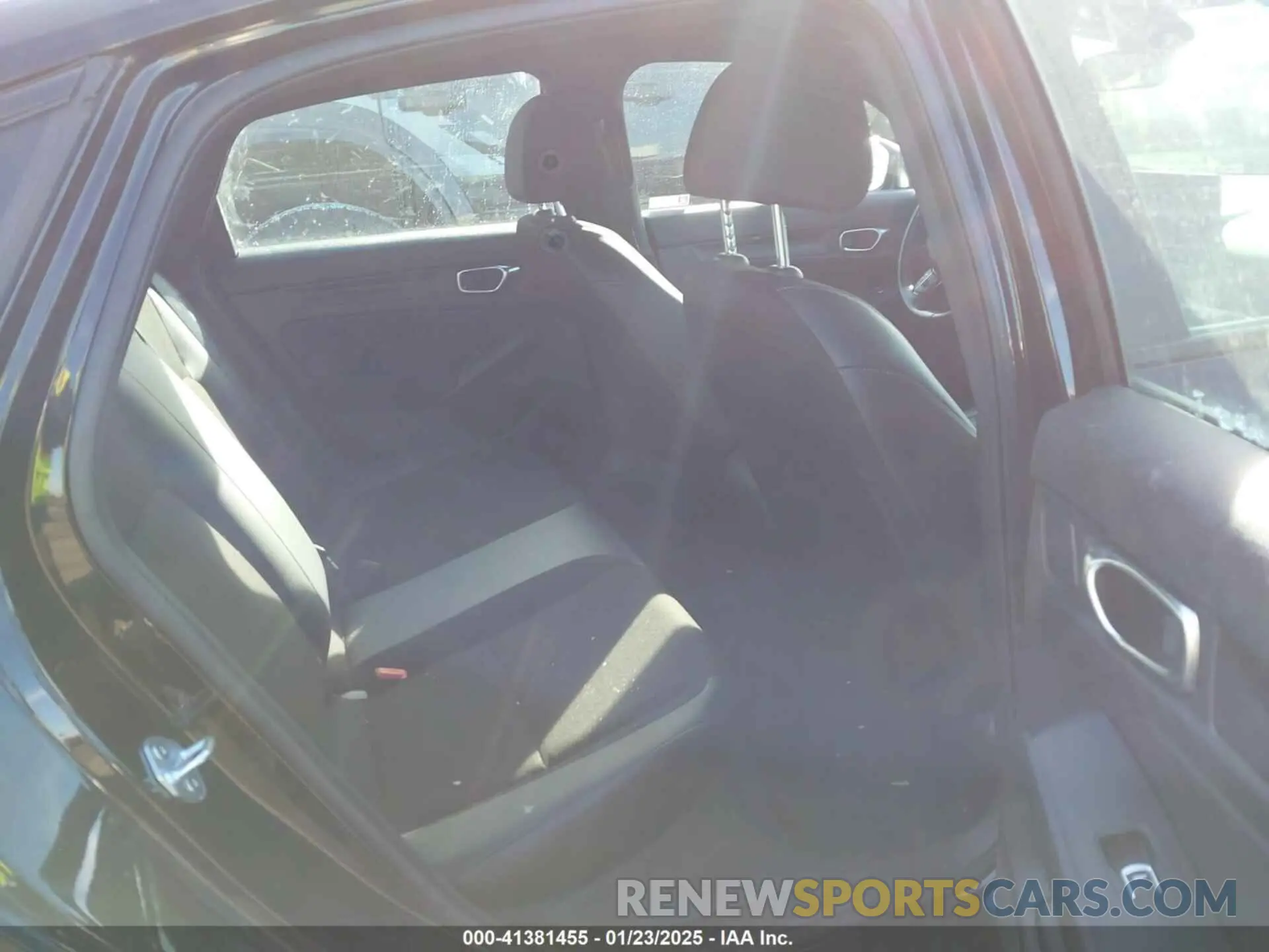 8 Photograph of a damaged car 2HGFE2F59NH571436 HONDA CIVIC 2022