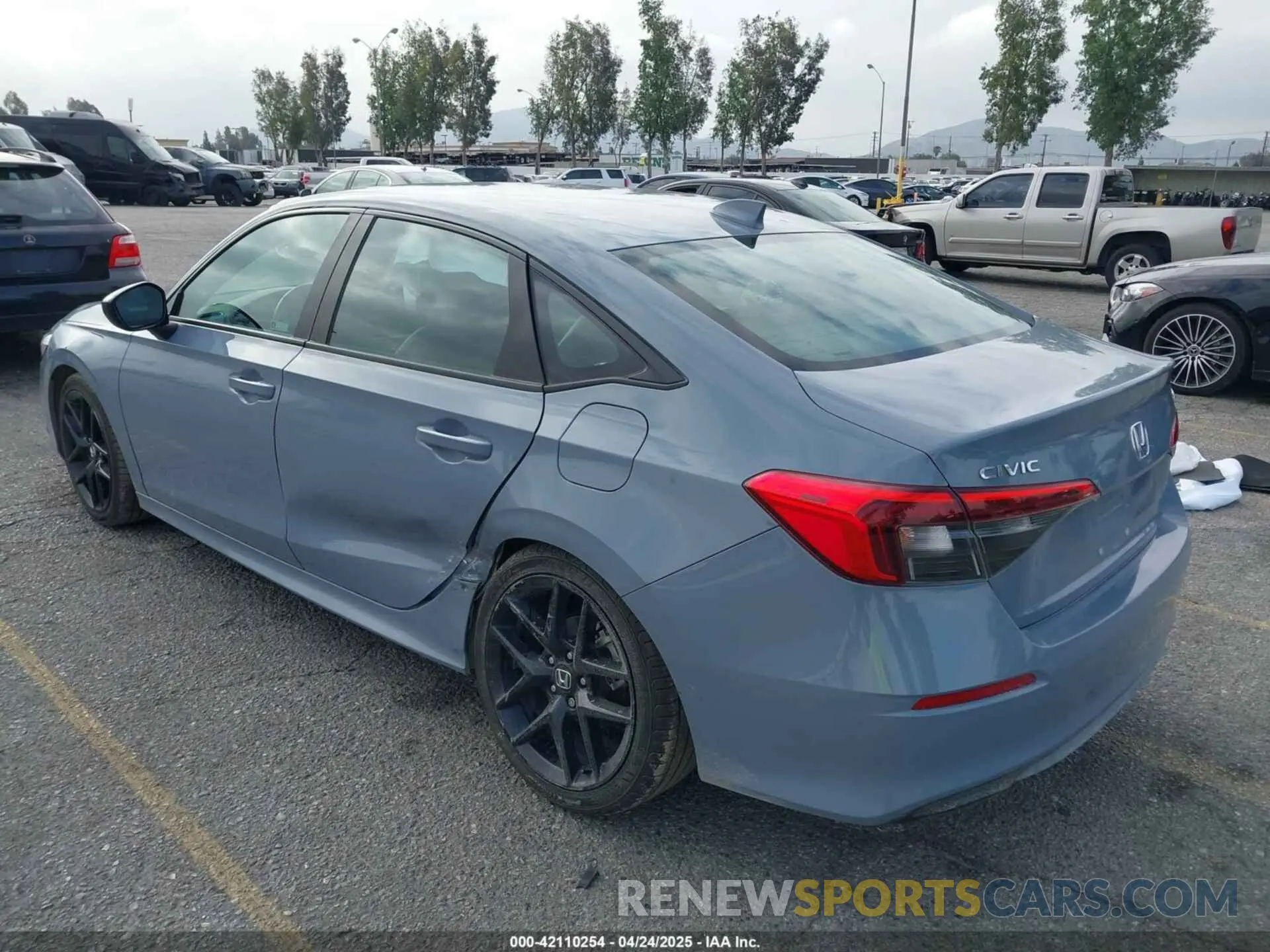 3 Photograph of a damaged car 2HGFE2F59NH576667 HONDA CIVIC 2022