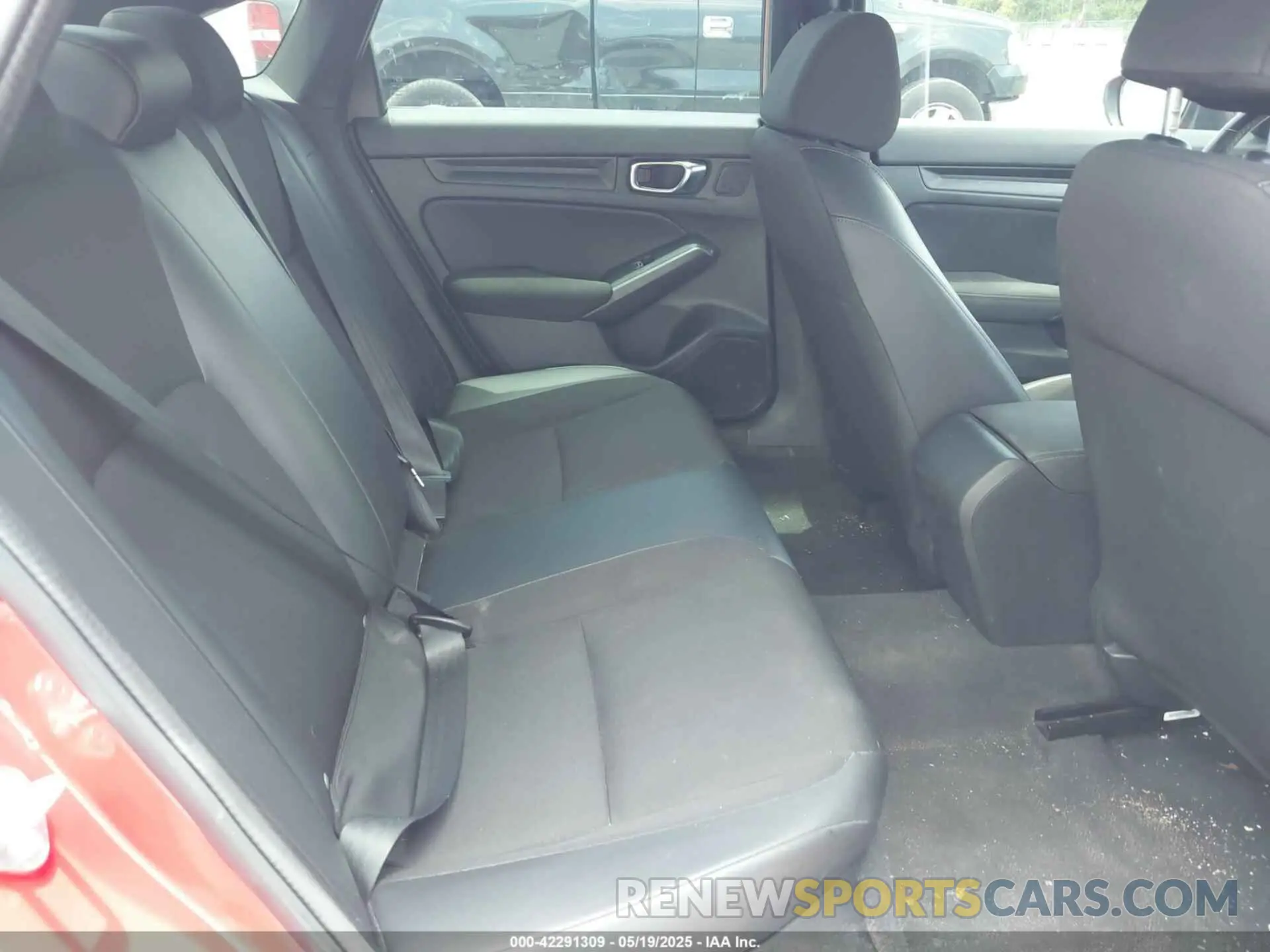 8 Photograph of a damaged car 2HGFE2F59NH609053 HONDA CIVIC 2022