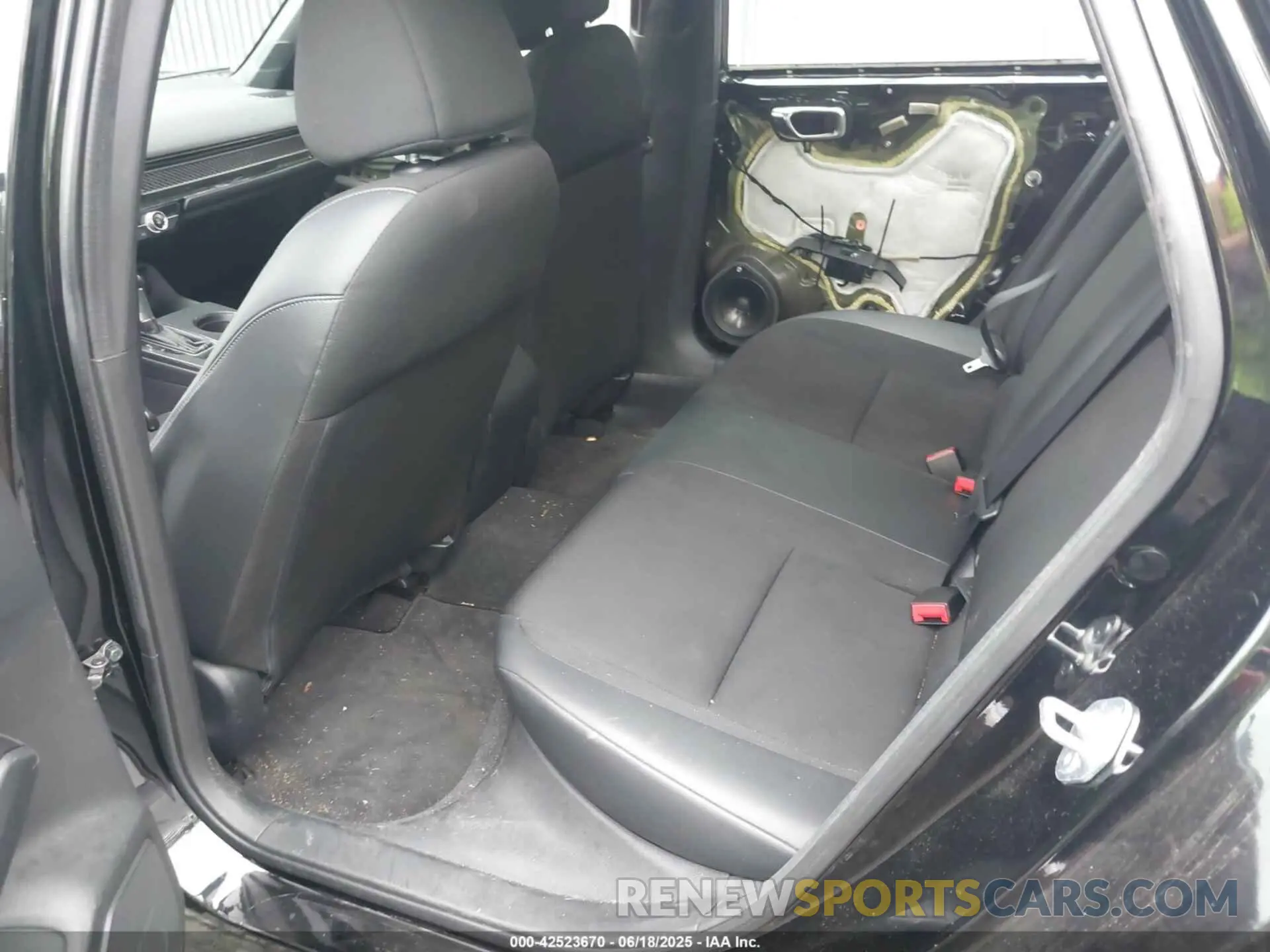 8 Photograph of a damaged car 2HGFE2F5XNH530684 HONDA CIVIC 2022