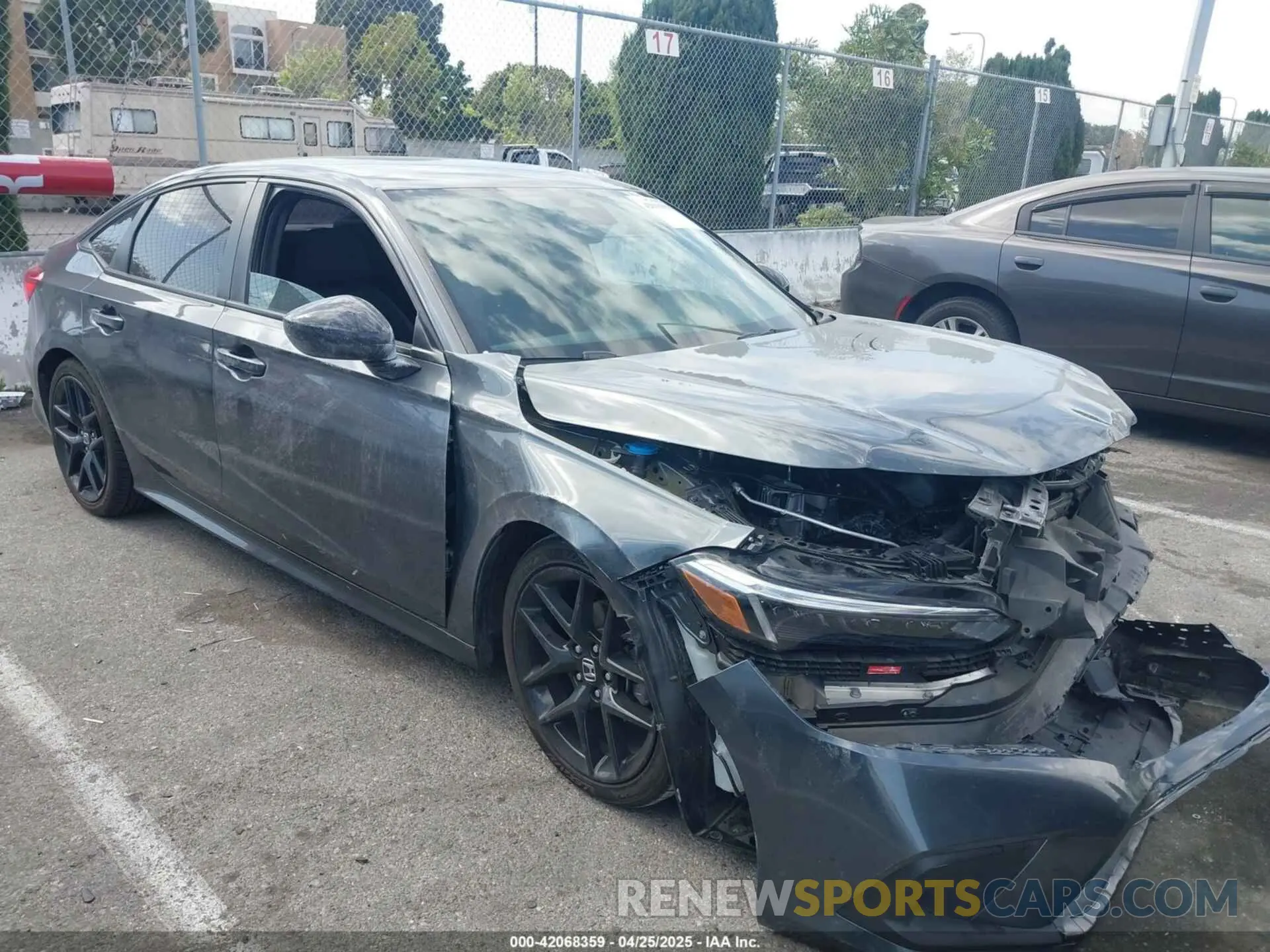1 Photograph of a damaged car 2HGFE2F5XNH573972 HONDA CIVIC 2022