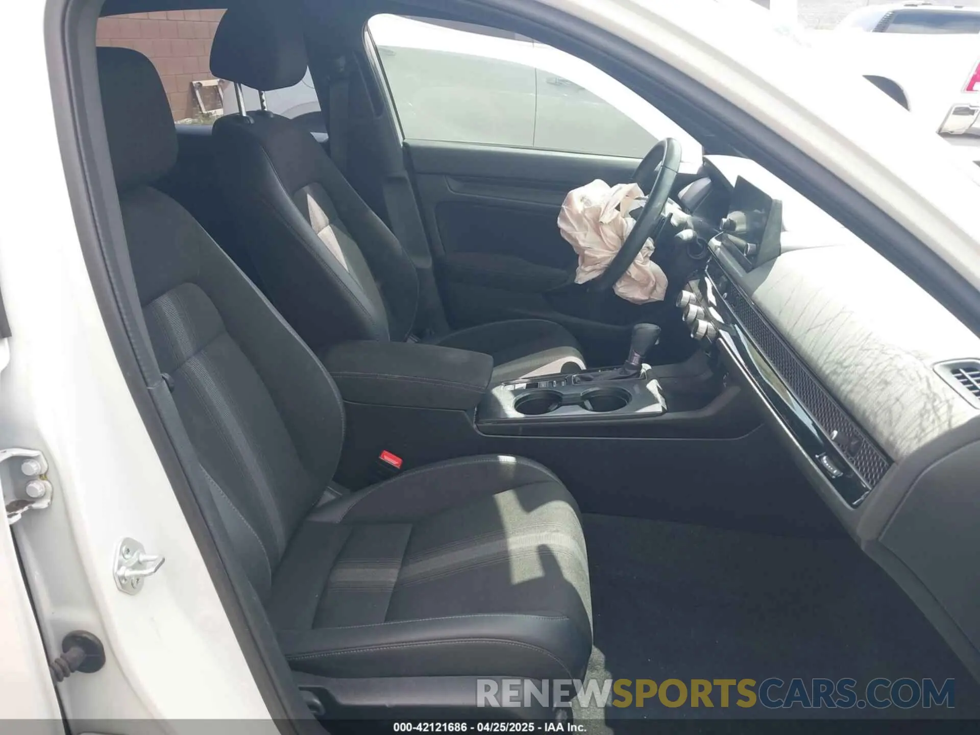 5 Photograph of a damaged car 2HGFE2F5XNH590187 HONDA CIVIC 2022