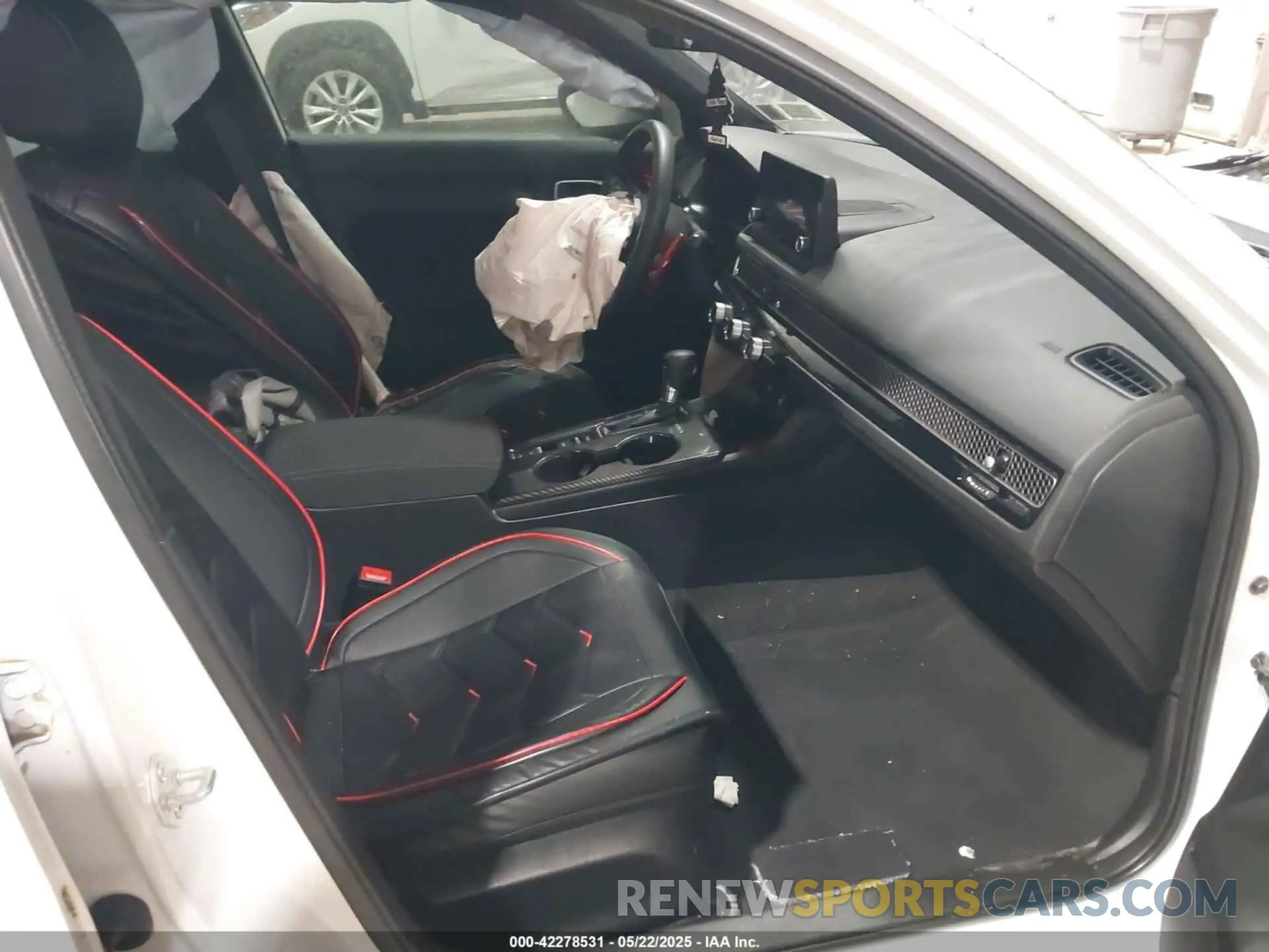 5 Photograph of a damaged car 2HGFE2F5XNH593705 HONDA CIVIC 2022