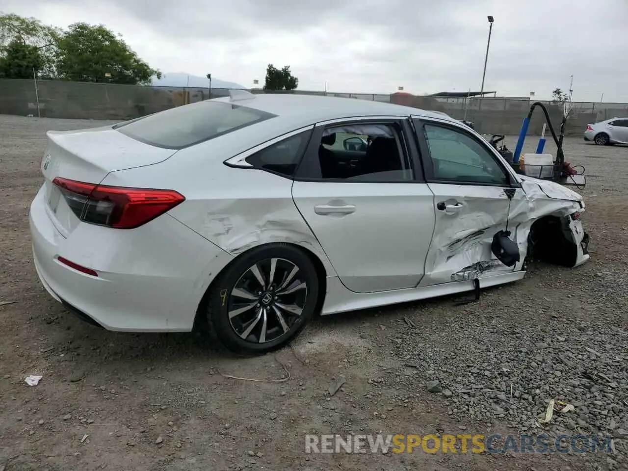 3 Photograph of a damaged car JHMFE1F70NX008859 HONDA CIVIC 2022