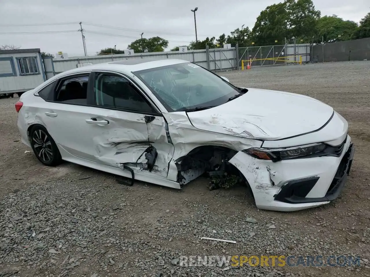 4 Photograph of a damaged car JHMFE1F70NX008859 HONDA CIVIC 2022