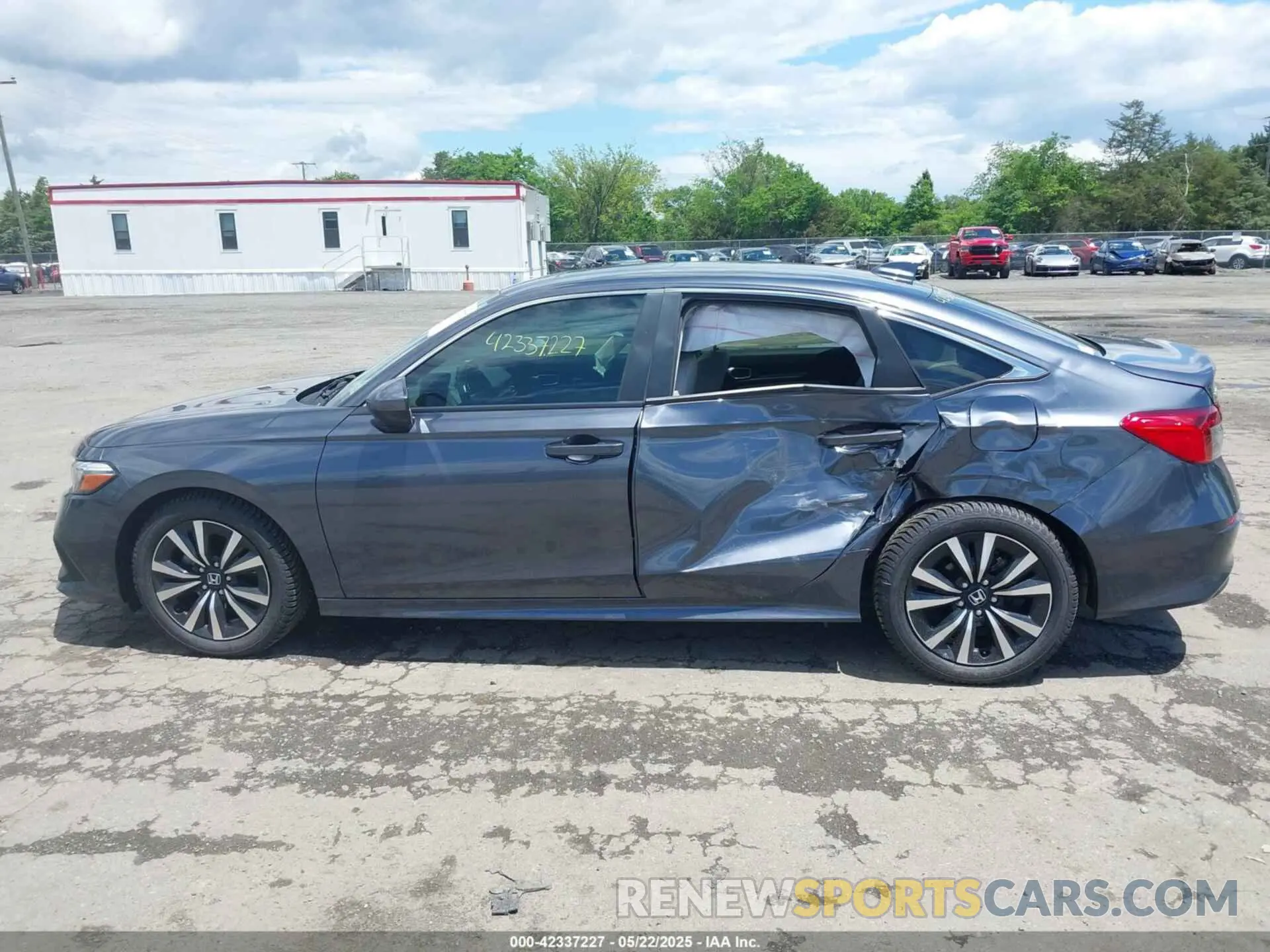 14 Photograph of a damaged car JHMFE1F72NX000620 HONDA CIVIC 2022