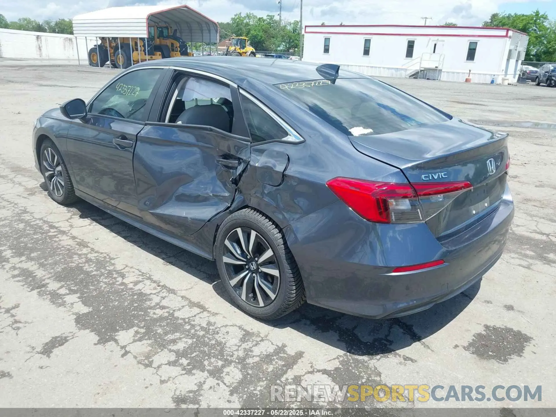 3 Photograph of a damaged car JHMFE1F72NX000620 HONDA CIVIC 2022