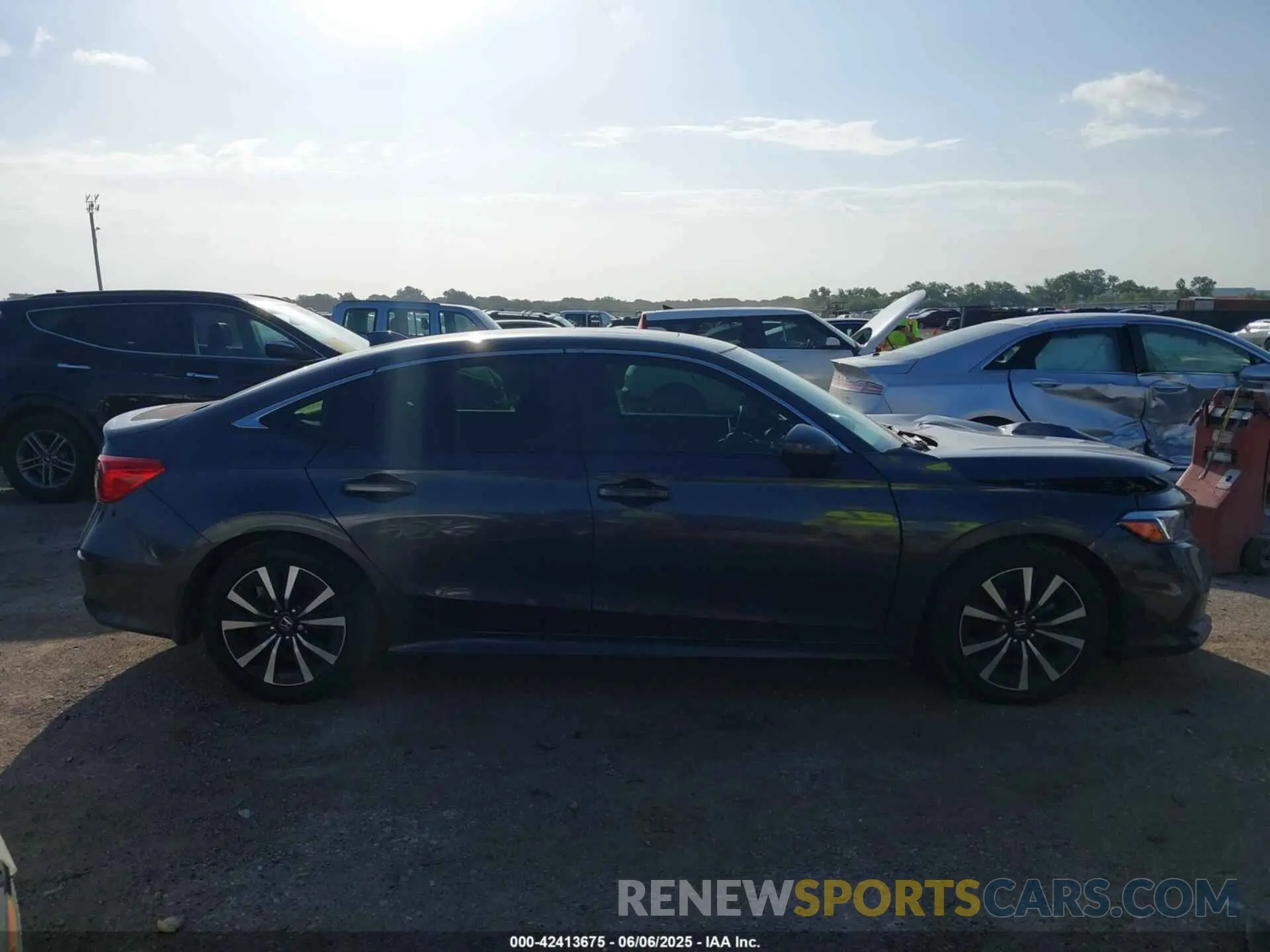 13 Photograph of a damaged car JHMFE1F72NX007972 HONDA CIVIC 2022