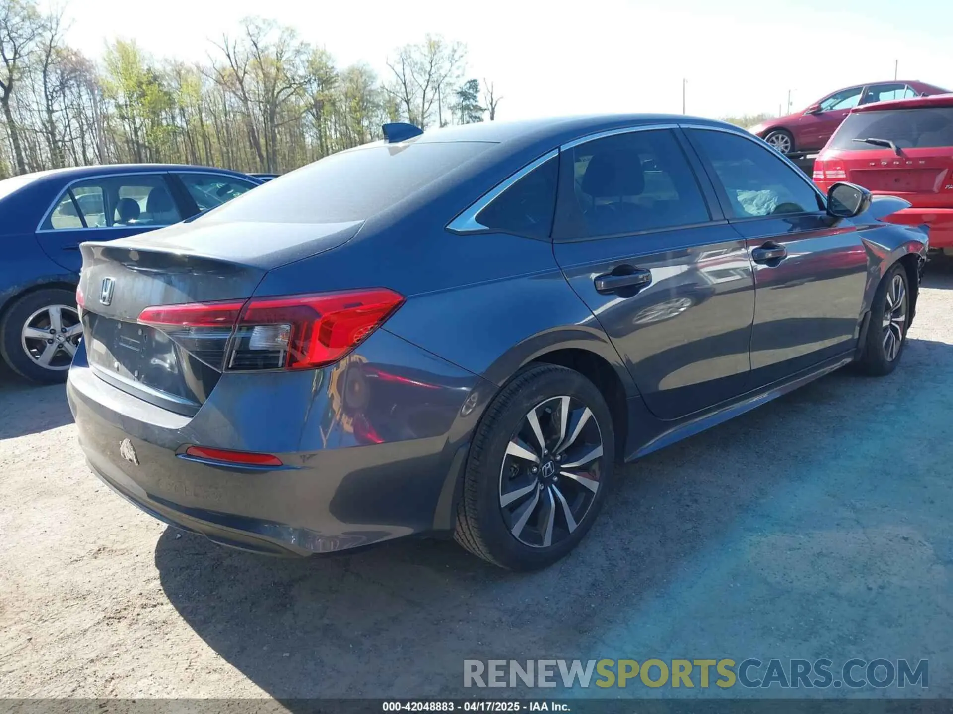4 Photograph of a damaged car JHMFE1F72NX009608 HONDA CIVIC 2022