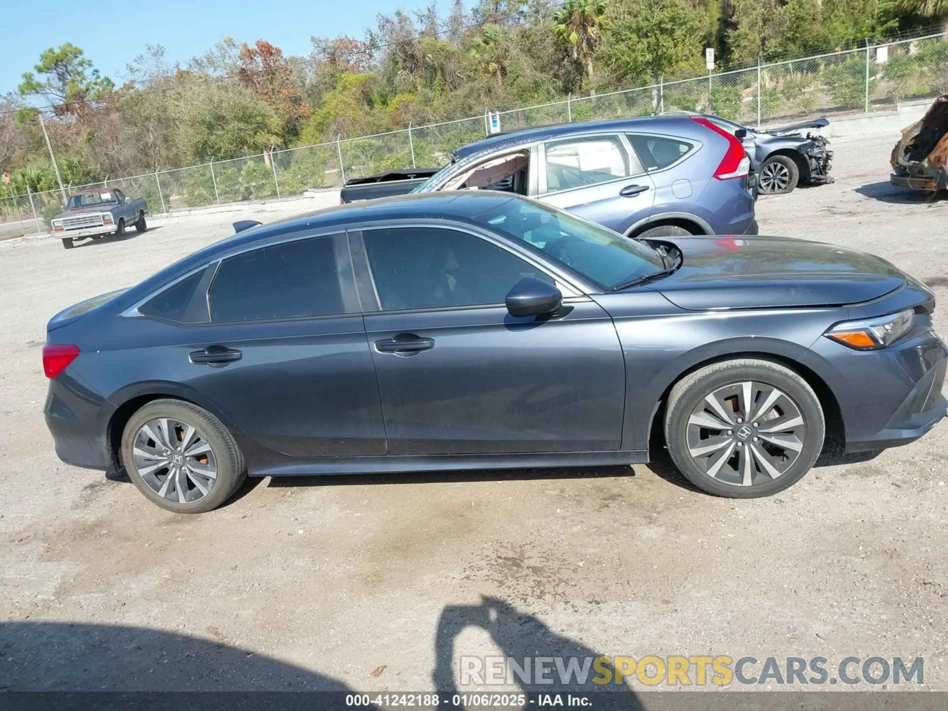 13 Photograph of a damaged car JHMFE1F73NX006605 HONDA CIVIC 2022