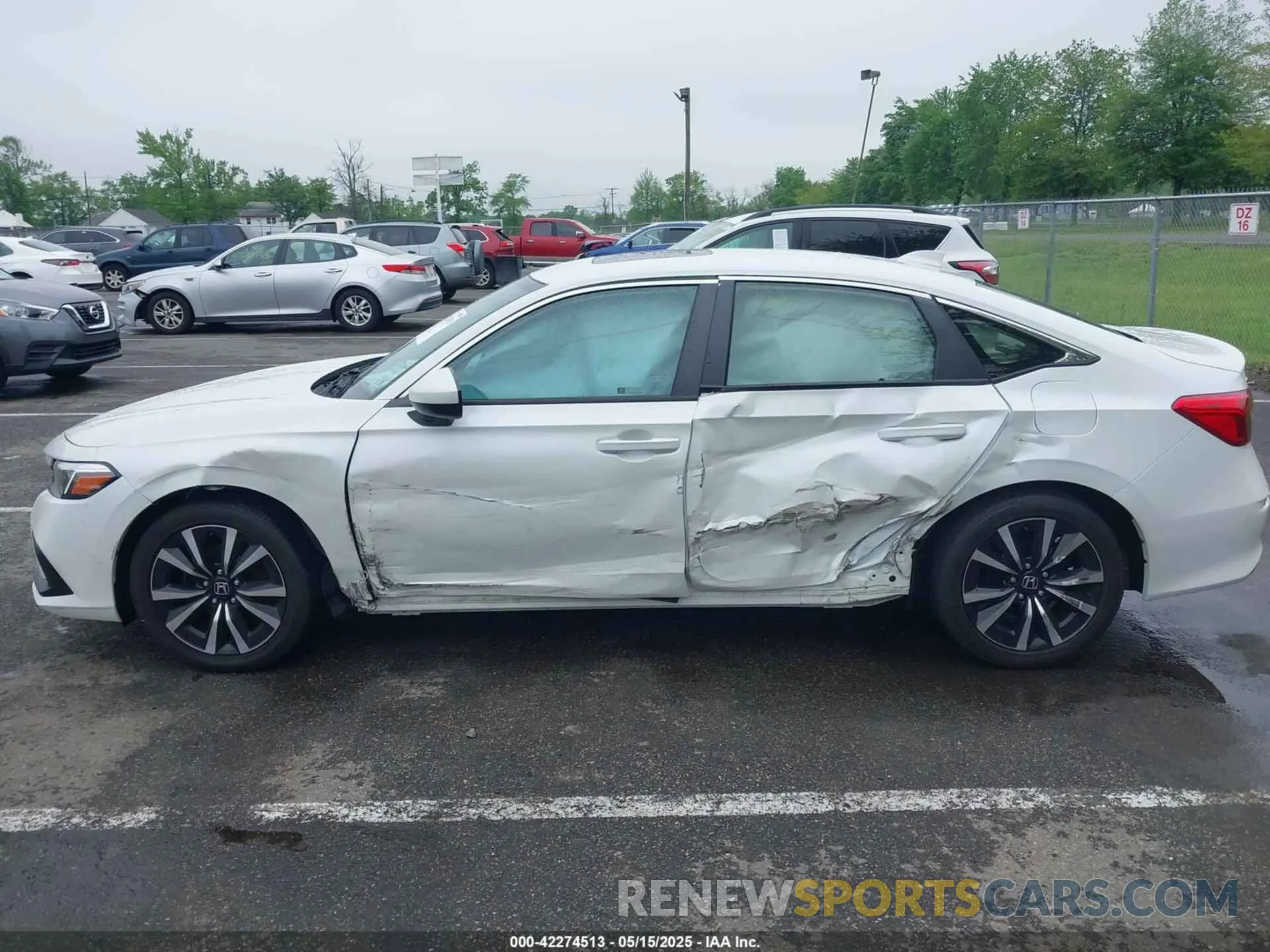 14 Photograph of a damaged car JHMFE1F75NX009666 HONDA CIVIC 2022