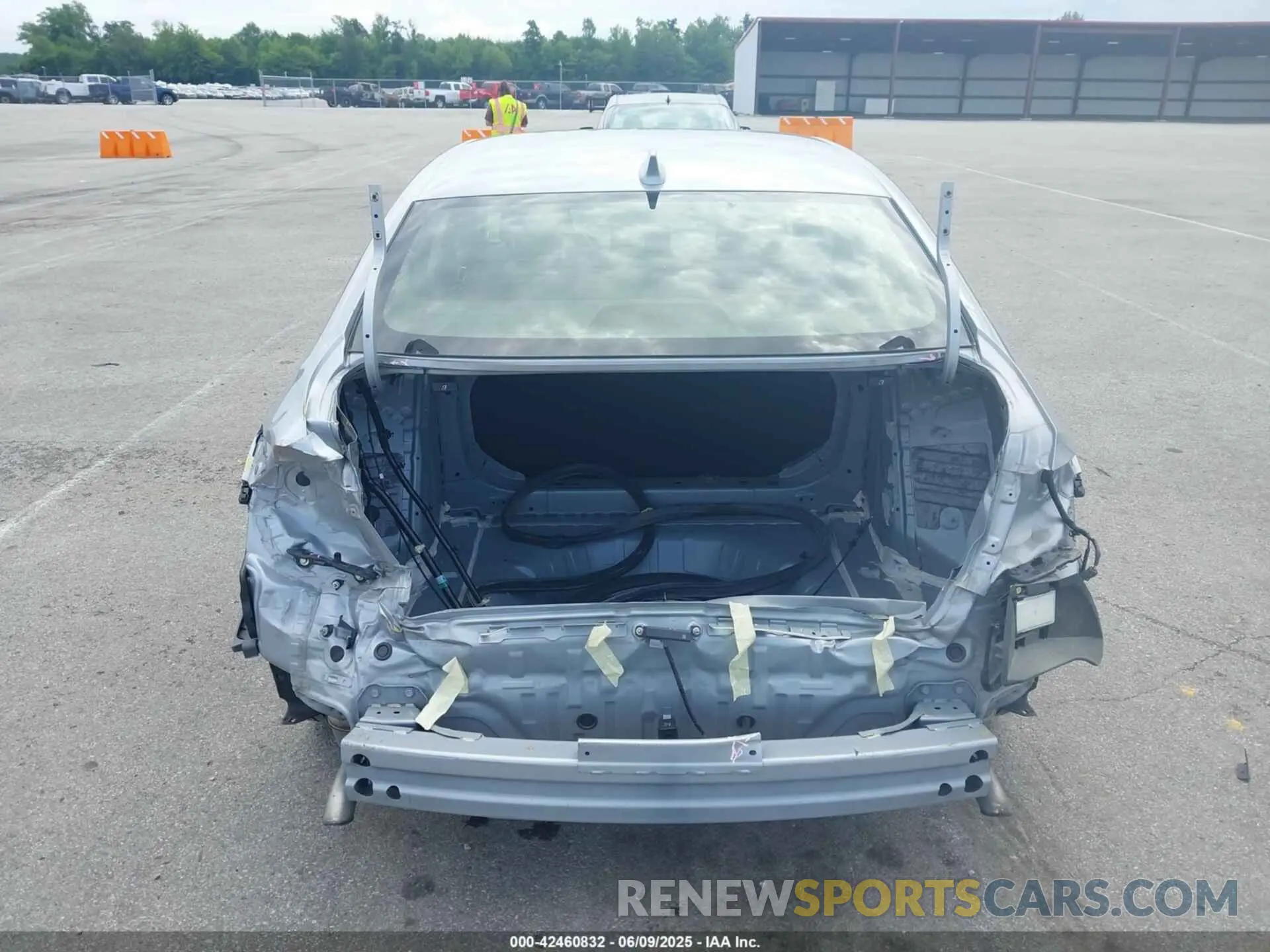17 Photograph of a damaged car JHMFE1F7XNX000204 HONDA CIVIC 2022