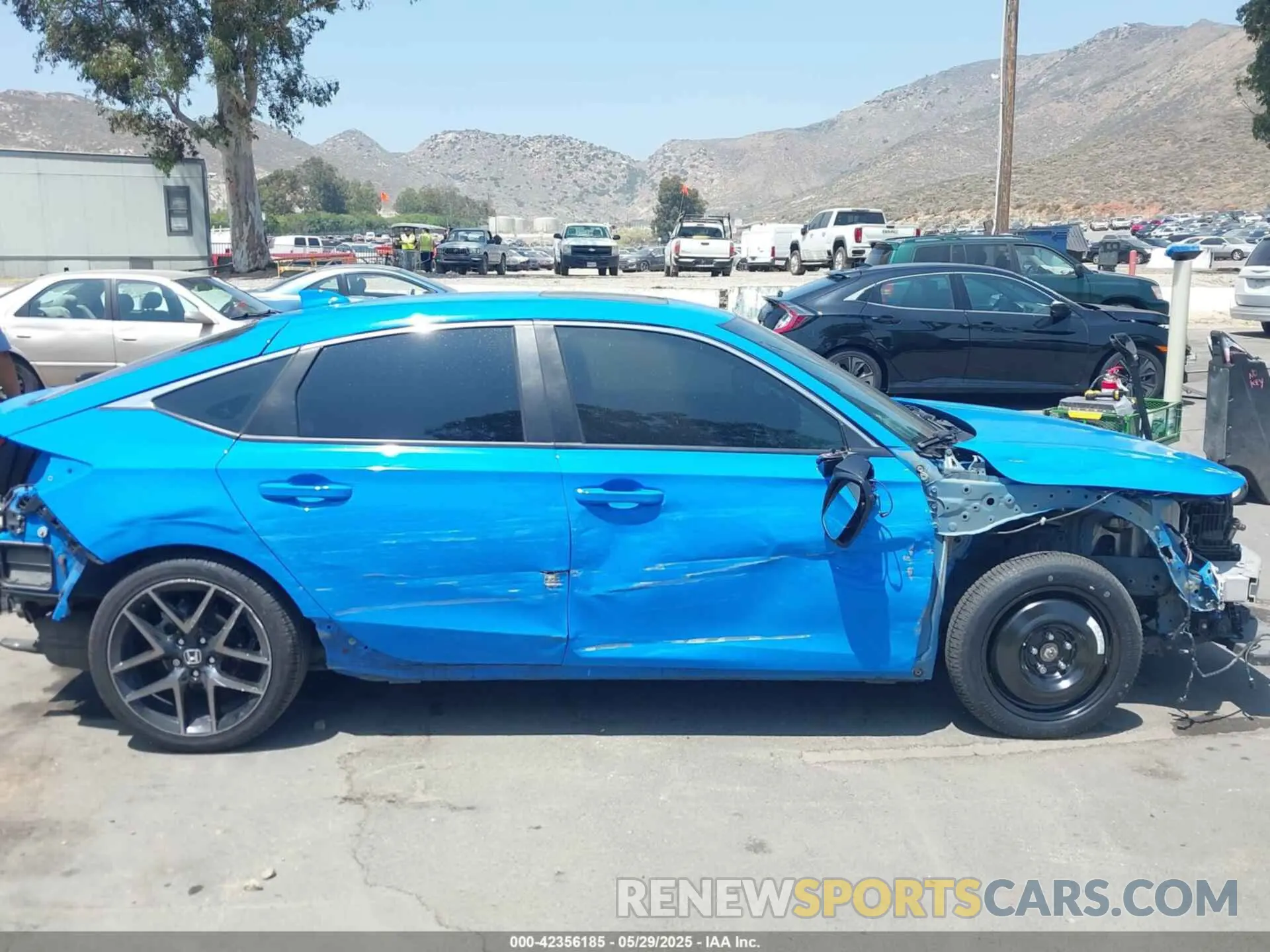 14 Photograph of a damaged car 19XFL1G80PE003789 HONDA CIVIC 2023