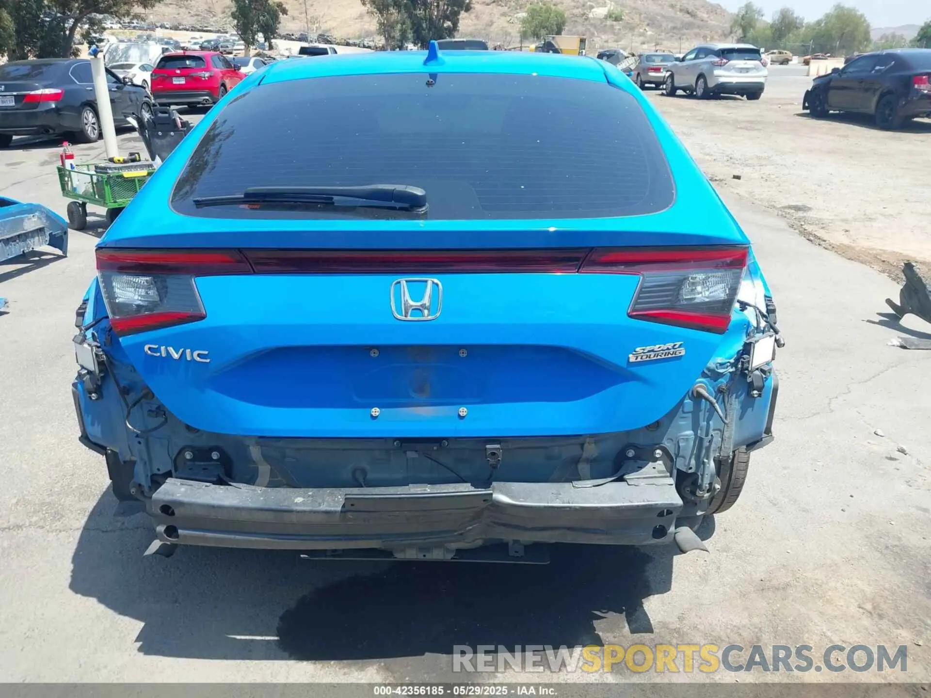 17 Photograph of a damaged car 19XFL1G80PE003789 HONDA CIVIC 2023