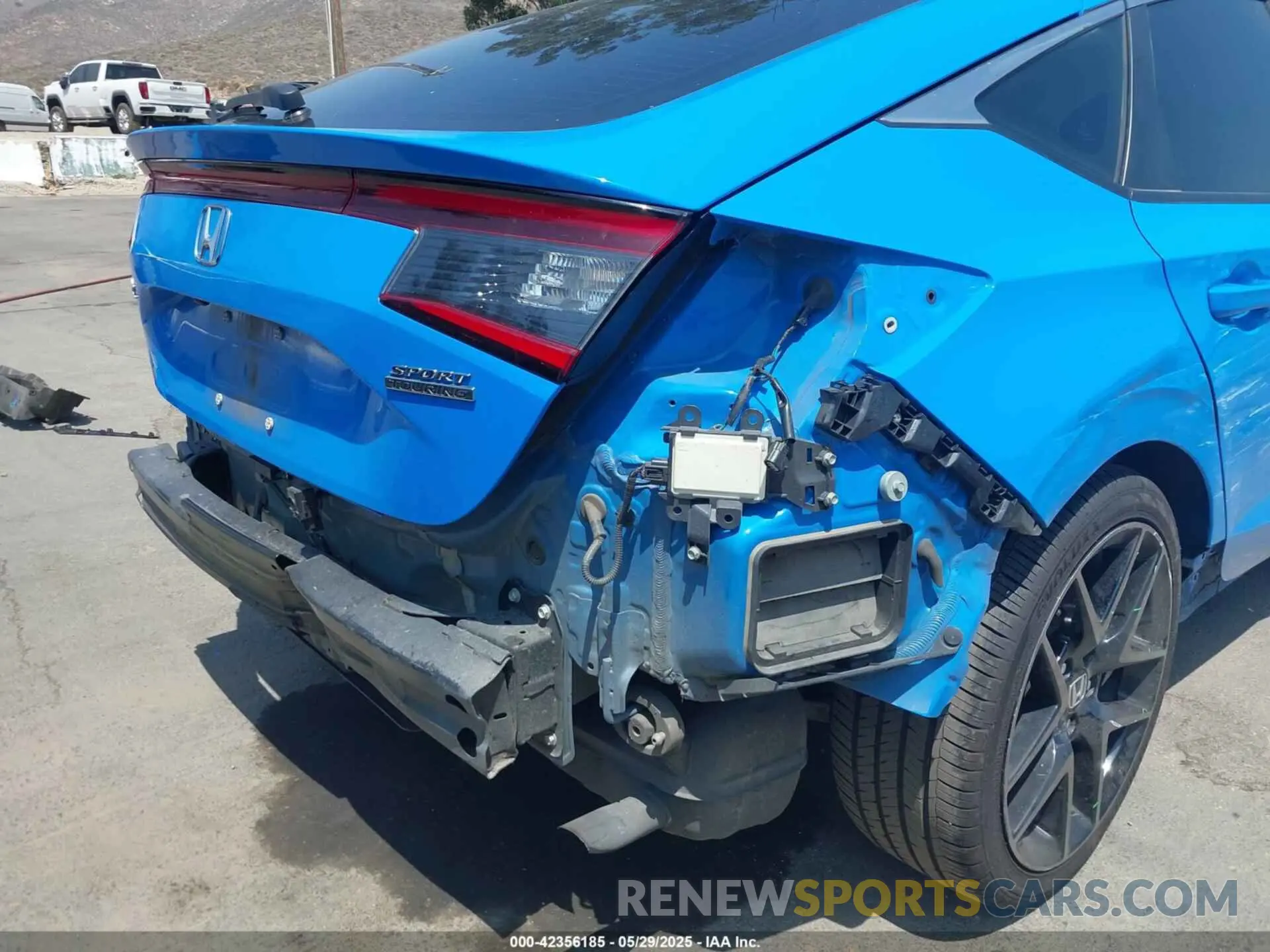21 Photograph of a damaged car 19XFL1G80PE003789 HONDA CIVIC 2023