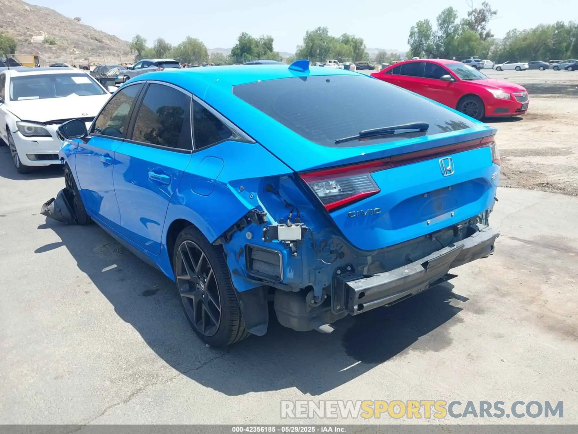 3 Photograph of a damaged car 19XFL1G80PE003789 HONDA CIVIC 2023