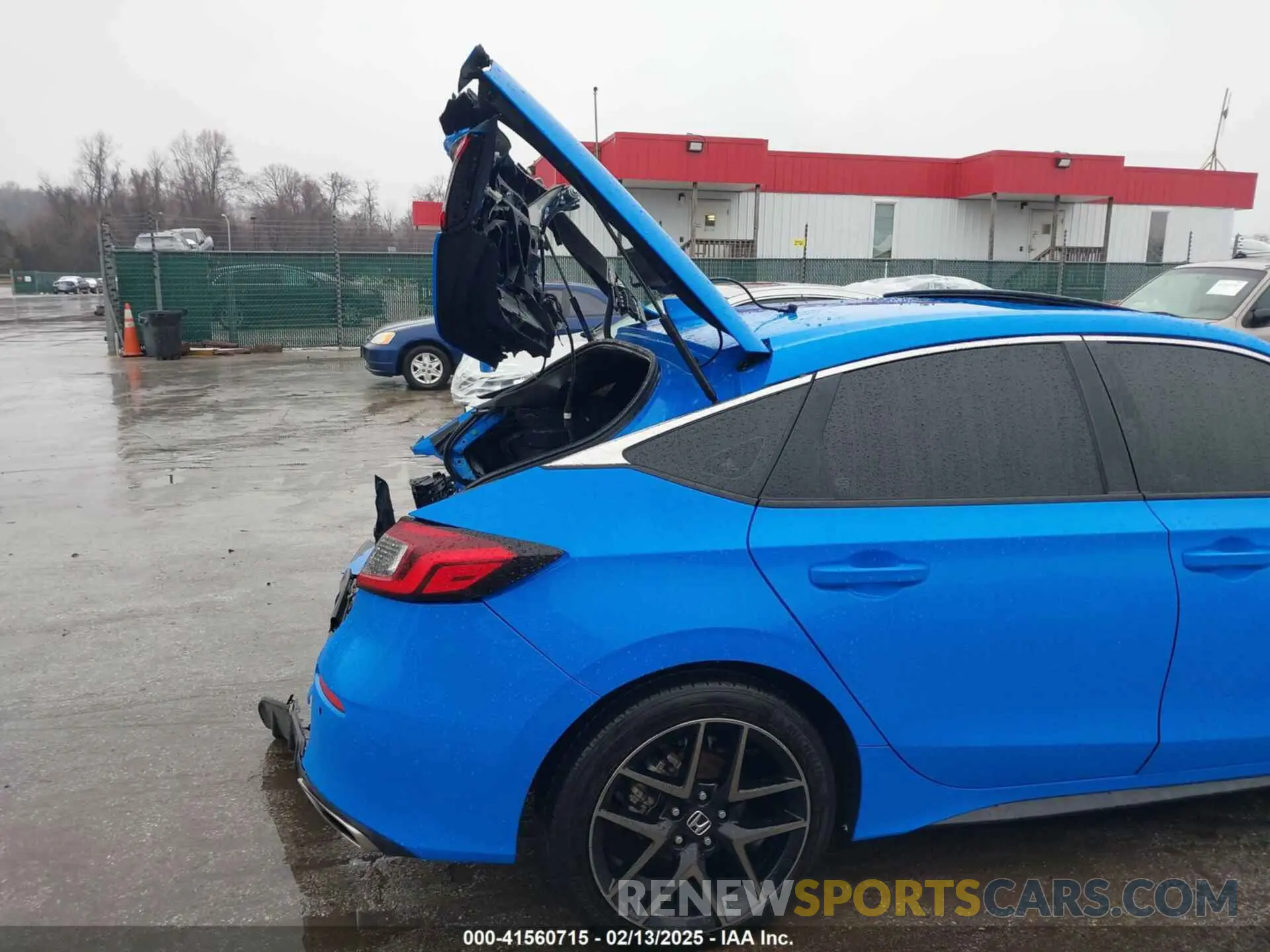 19 Photograph of a damaged car 19XFL1G86PE001383 HONDA CIVIC 2023