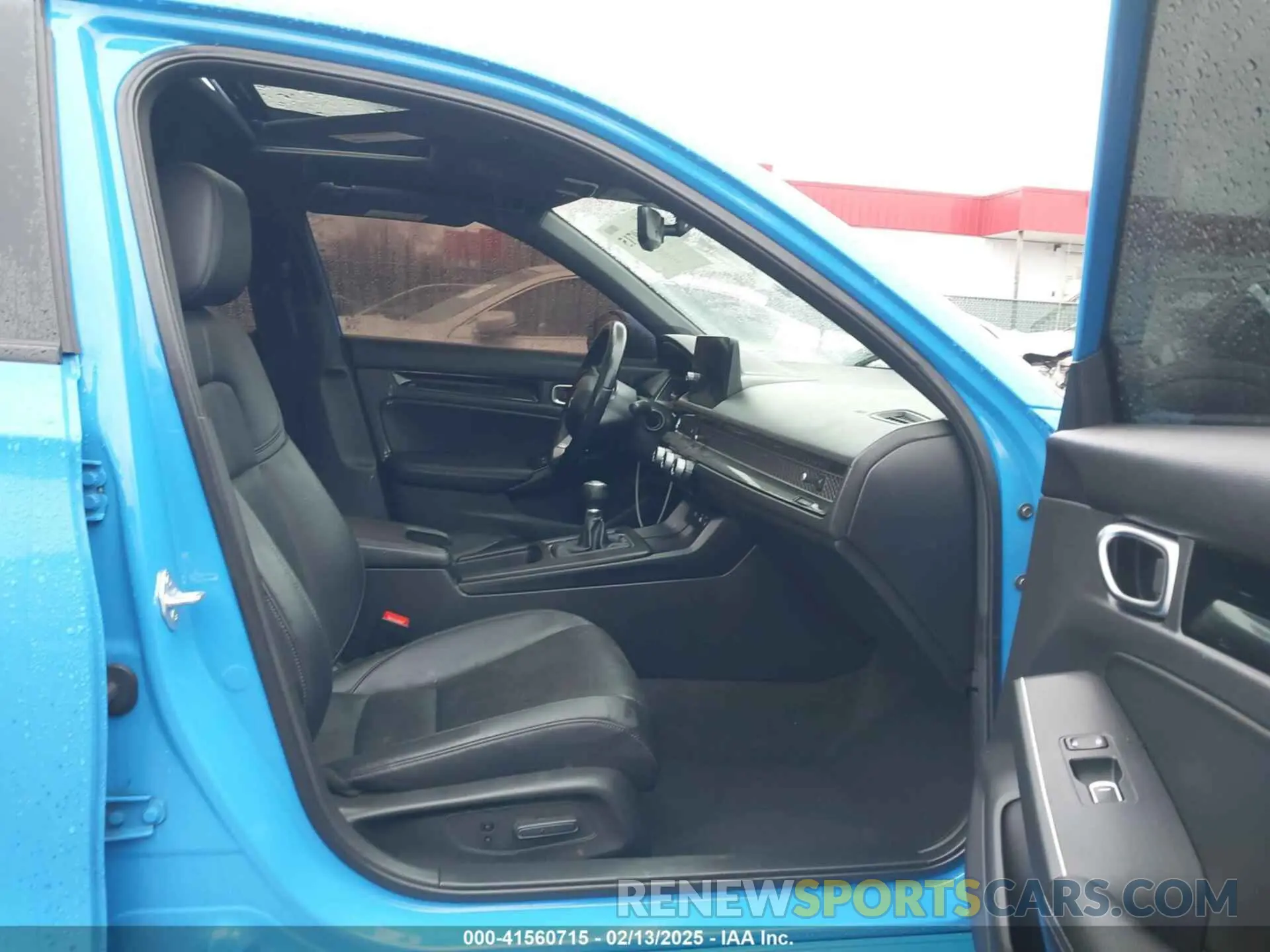 5 Photograph of a damaged car 19XFL1G86PE001383 HONDA CIVIC 2023