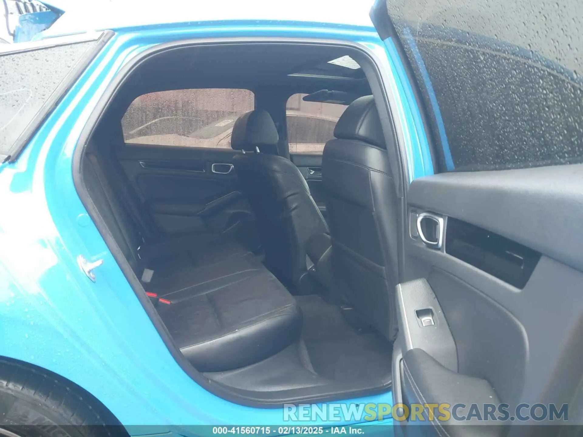 8 Photograph of a damaged car 19XFL1G86PE001383 HONDA CIVIC 2023