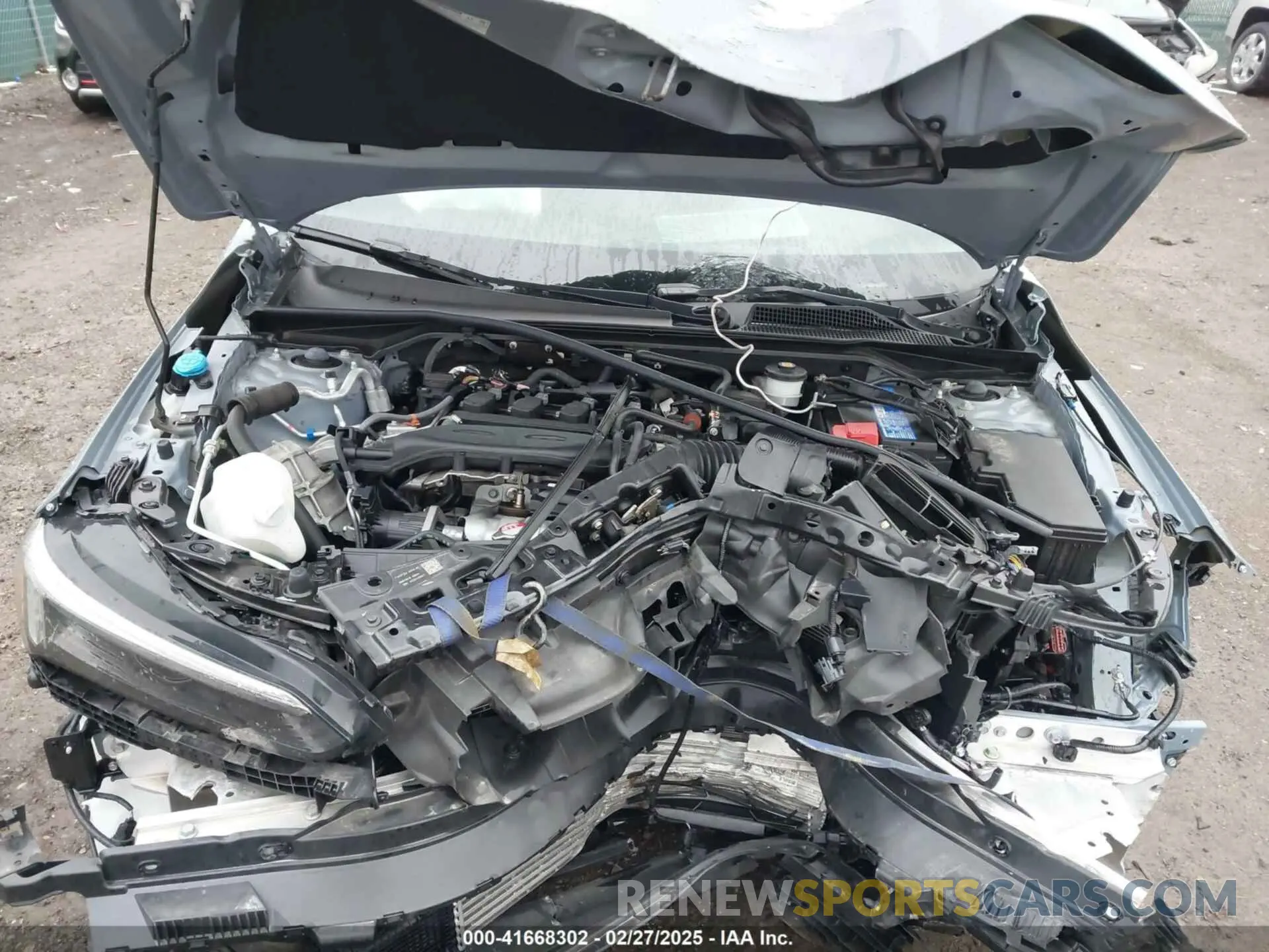 10 Photograph of a damaged car 19XFL1G89PE005976 HONDA CIVIC 2023