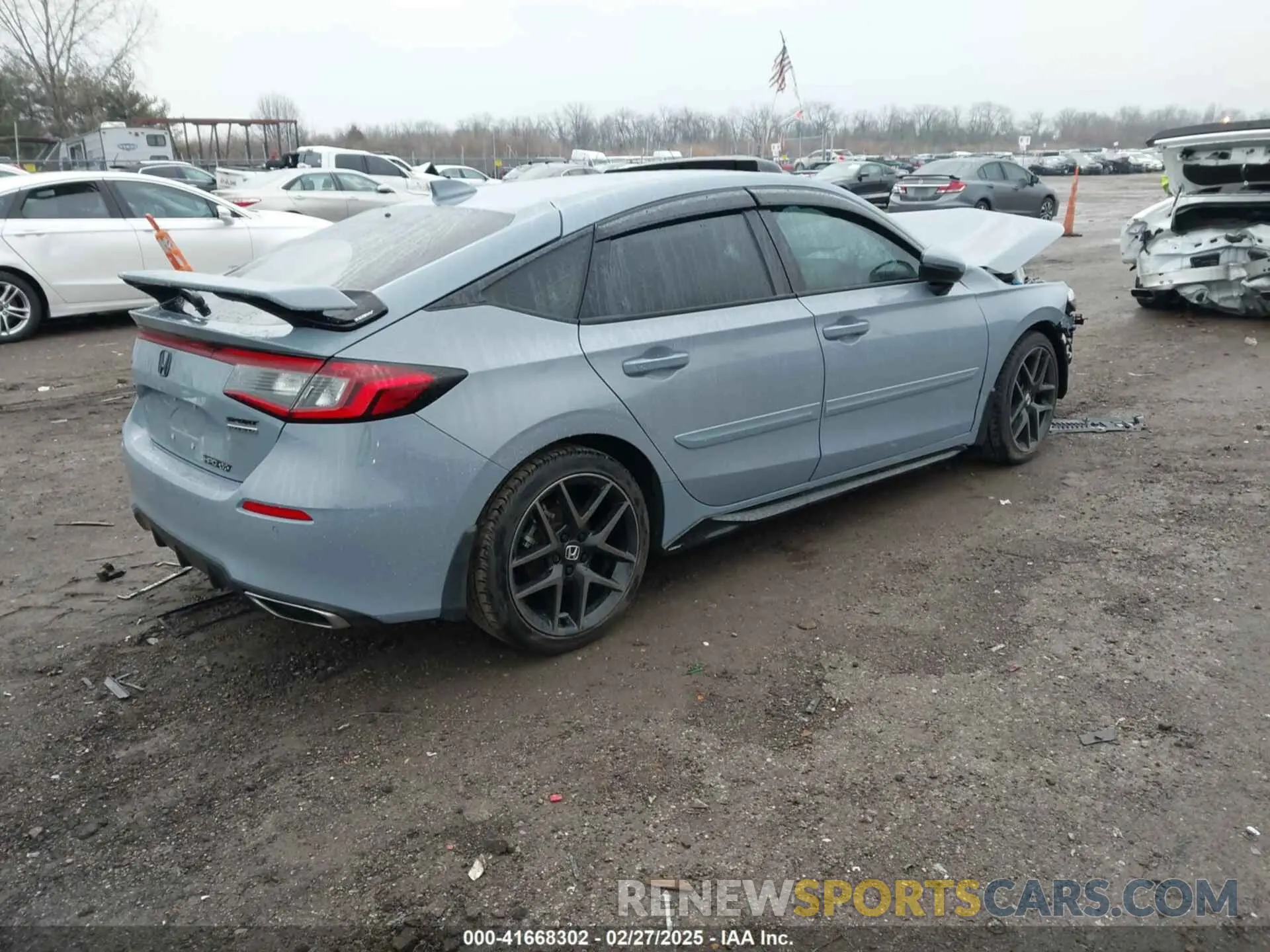 4 Photograph of a damaged car 19XFL1G89PE005976 HONDA CIVIC 2023