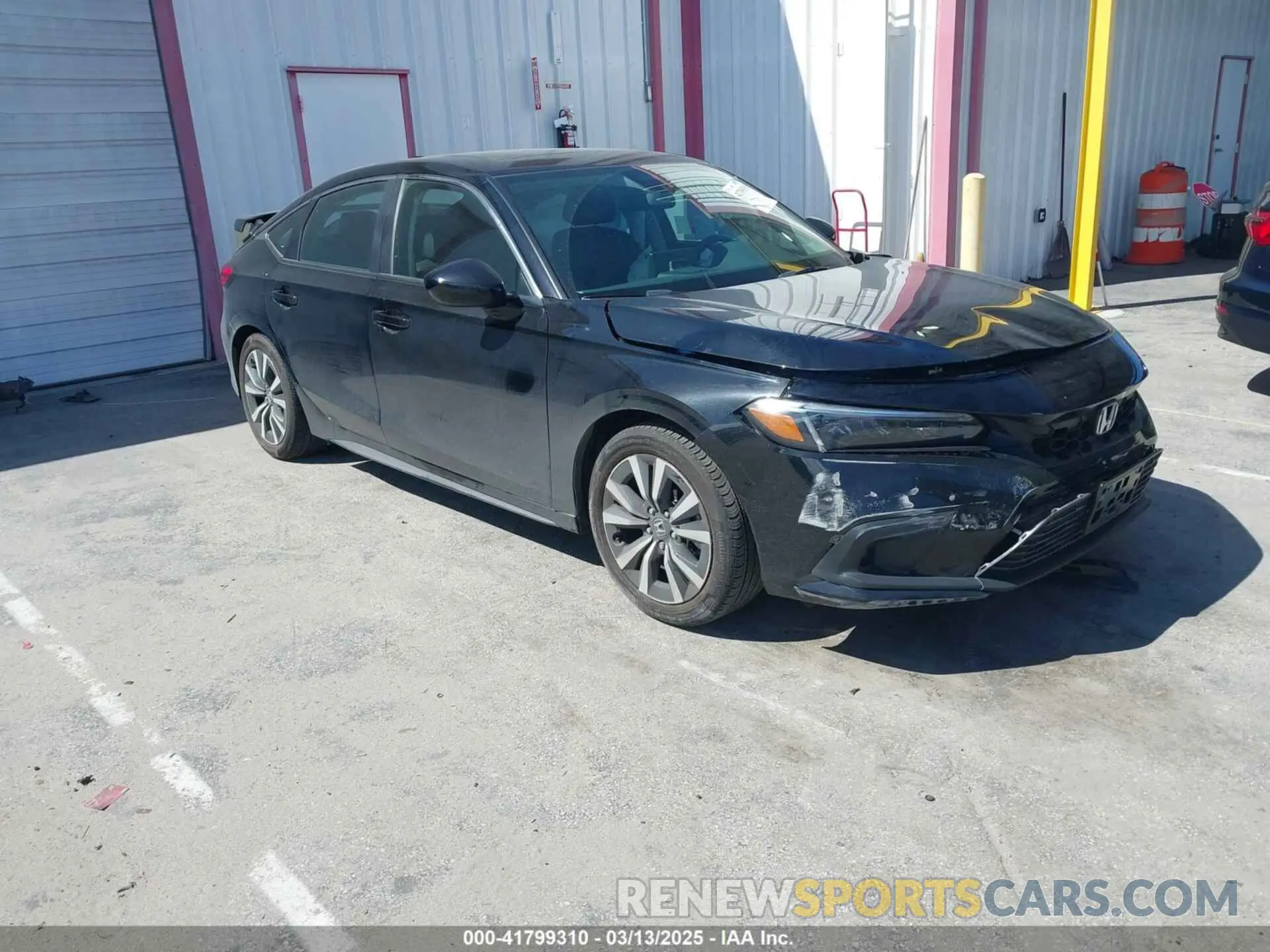 1 Photograph of a damaged car 19XFL1H72PE015514 HONDA CIVIC 2023