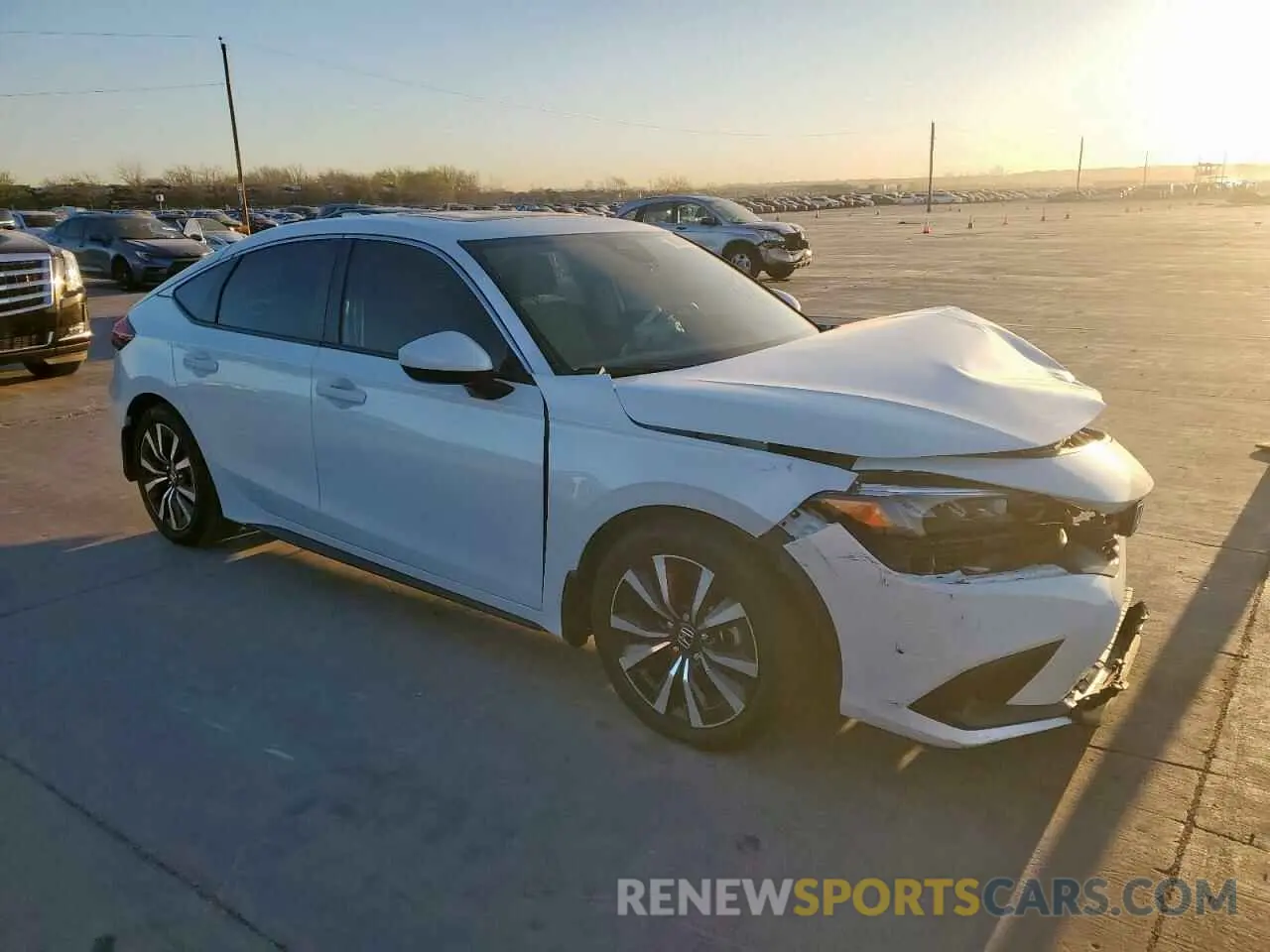4 Photograph of a damaged car 19XFL1H73PE012640 HONDA CIVIC 2023