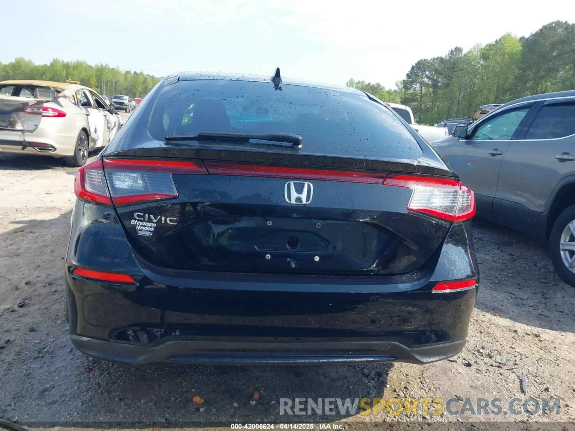 16 Photograph of a damaged car 19XFL1H77PE003116 HONDA CIVIC 2023