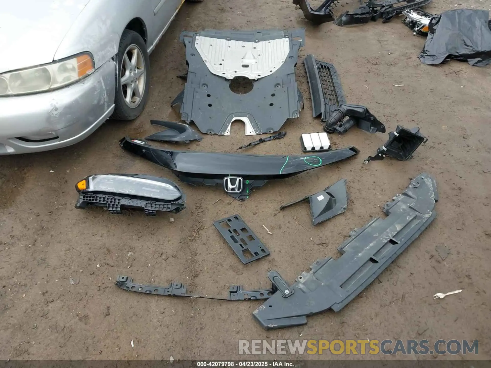 12 Photograph of a damaged car 19XFL1H77PE018148 HONDA CIVIC 2023
