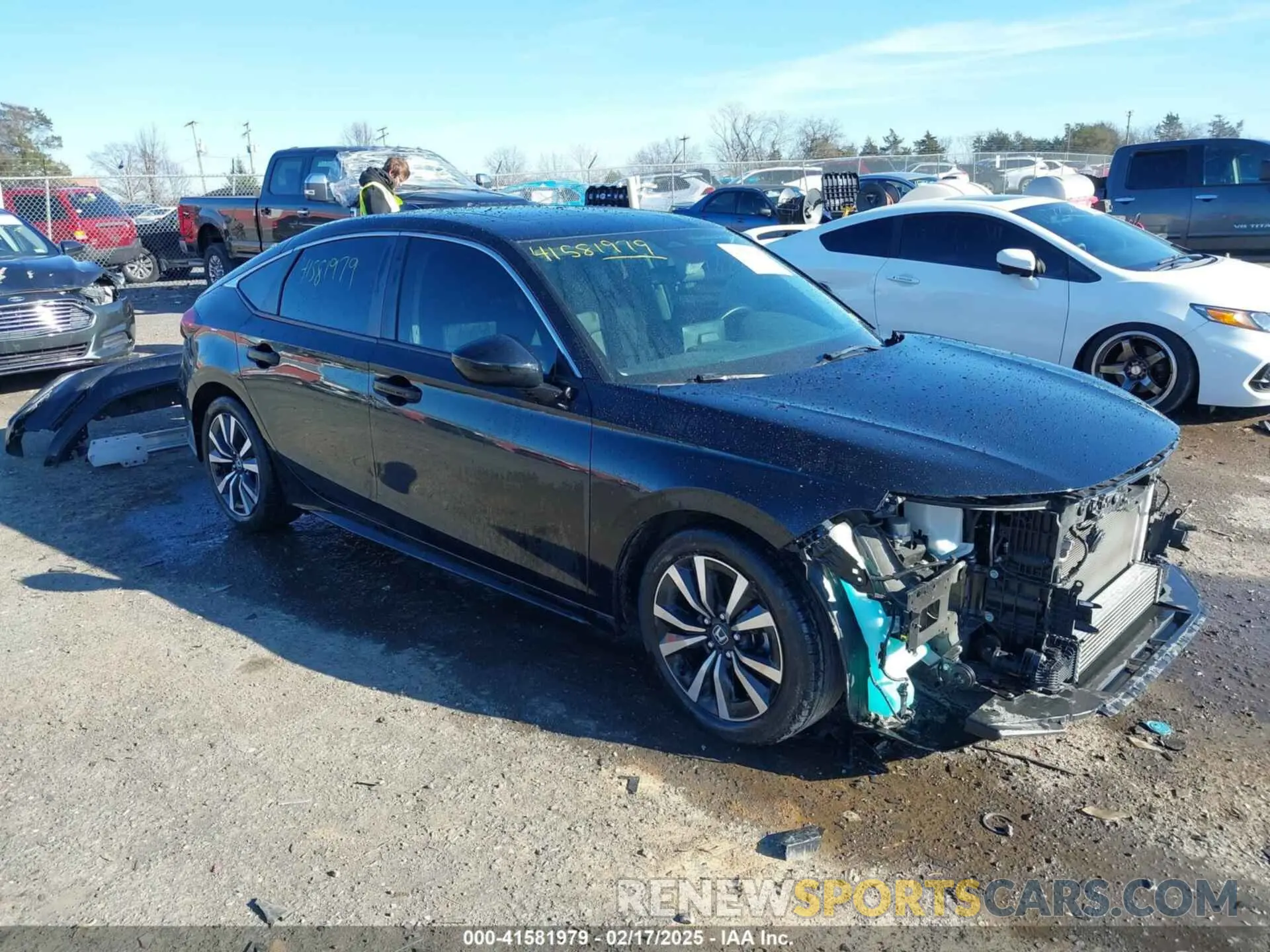 1 Photograph of a damaged car 19XFL1H78PE007403 HONDA CIVIC 2023