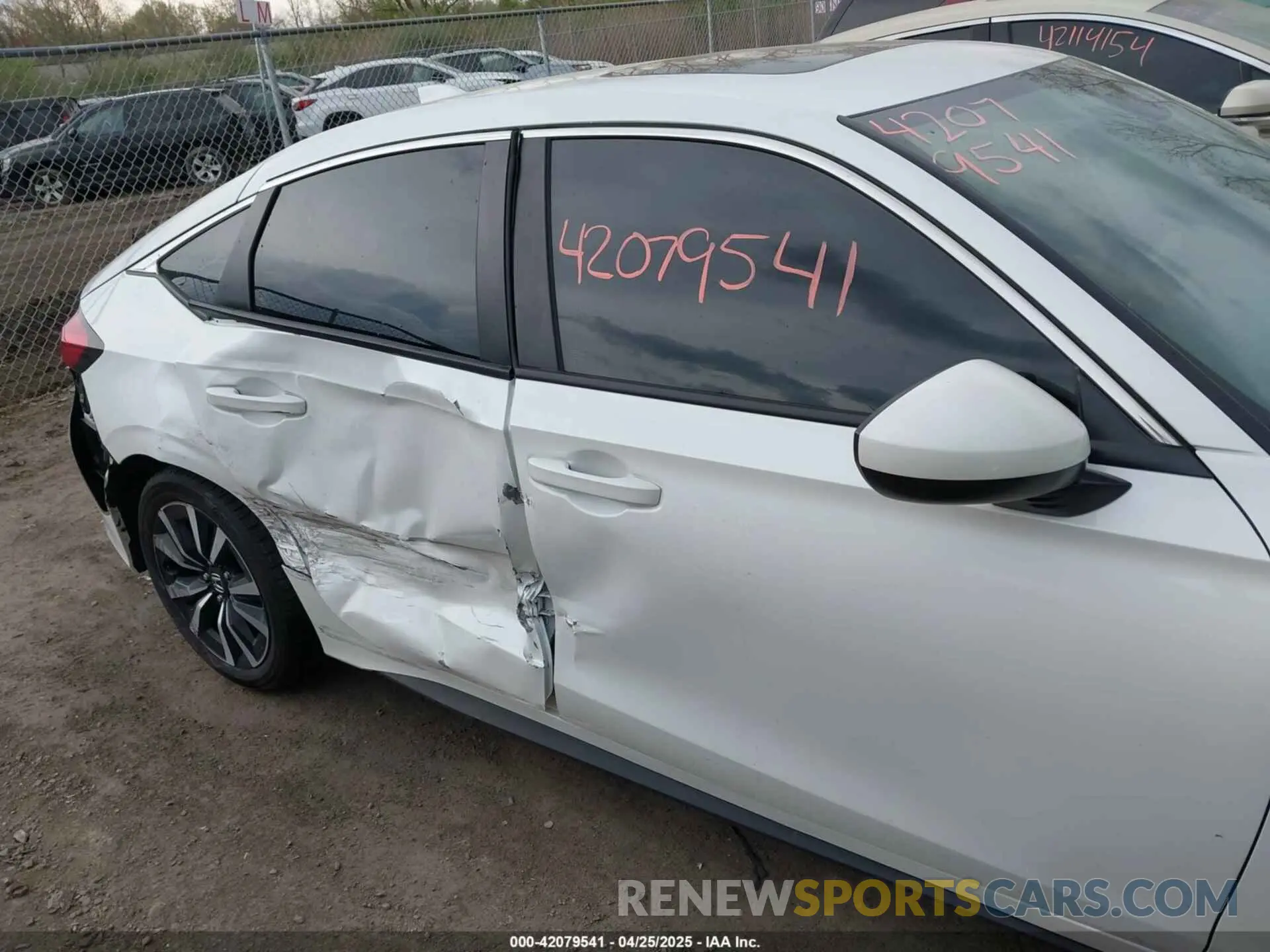 13 Photograph of a damaged car 19XFL1H78PE014108 HONDA CIVIC 2023