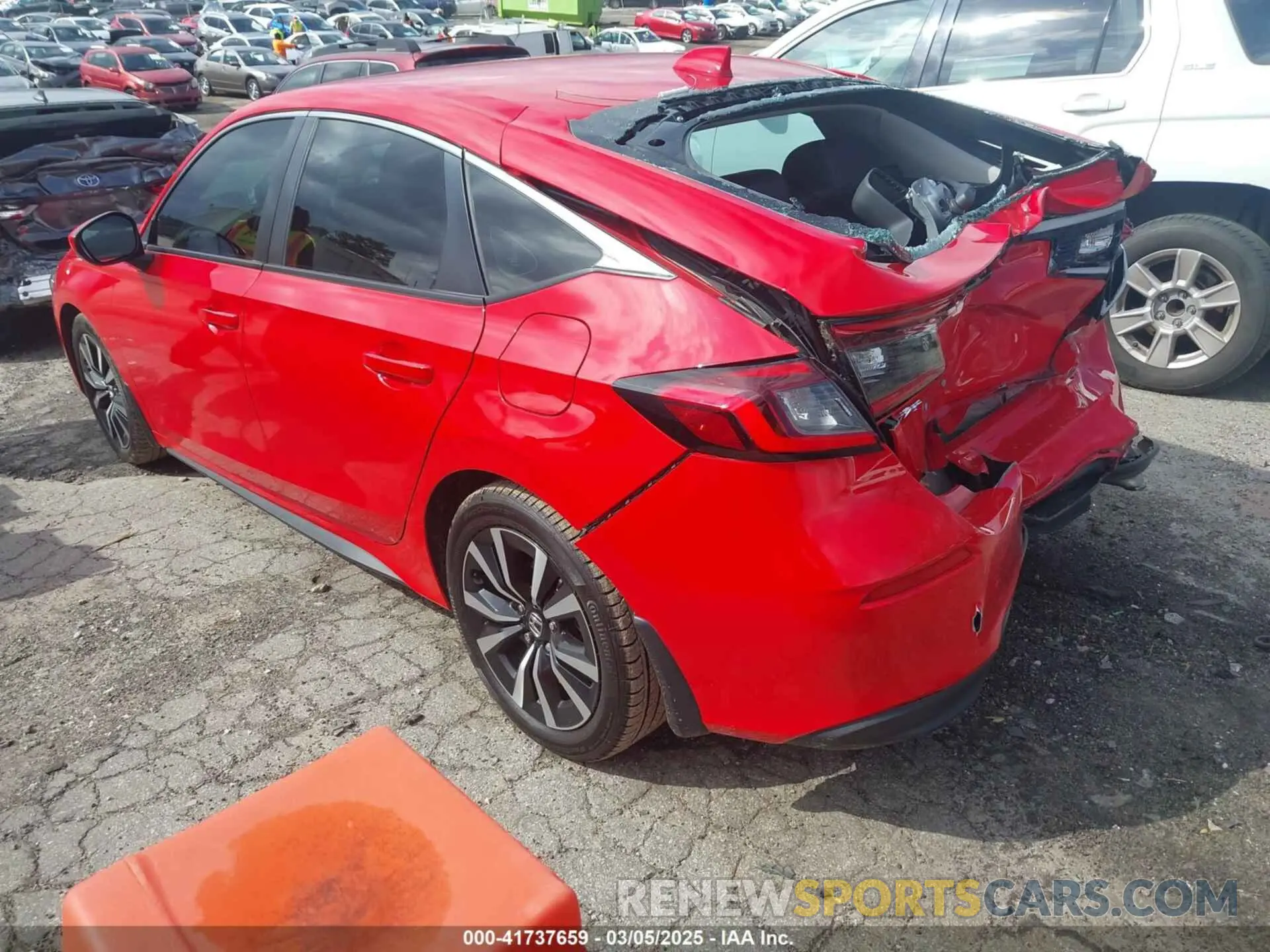 3 Photograph of a damaged car 19XFL1H79PE016336 HONDA CIVIC 2023