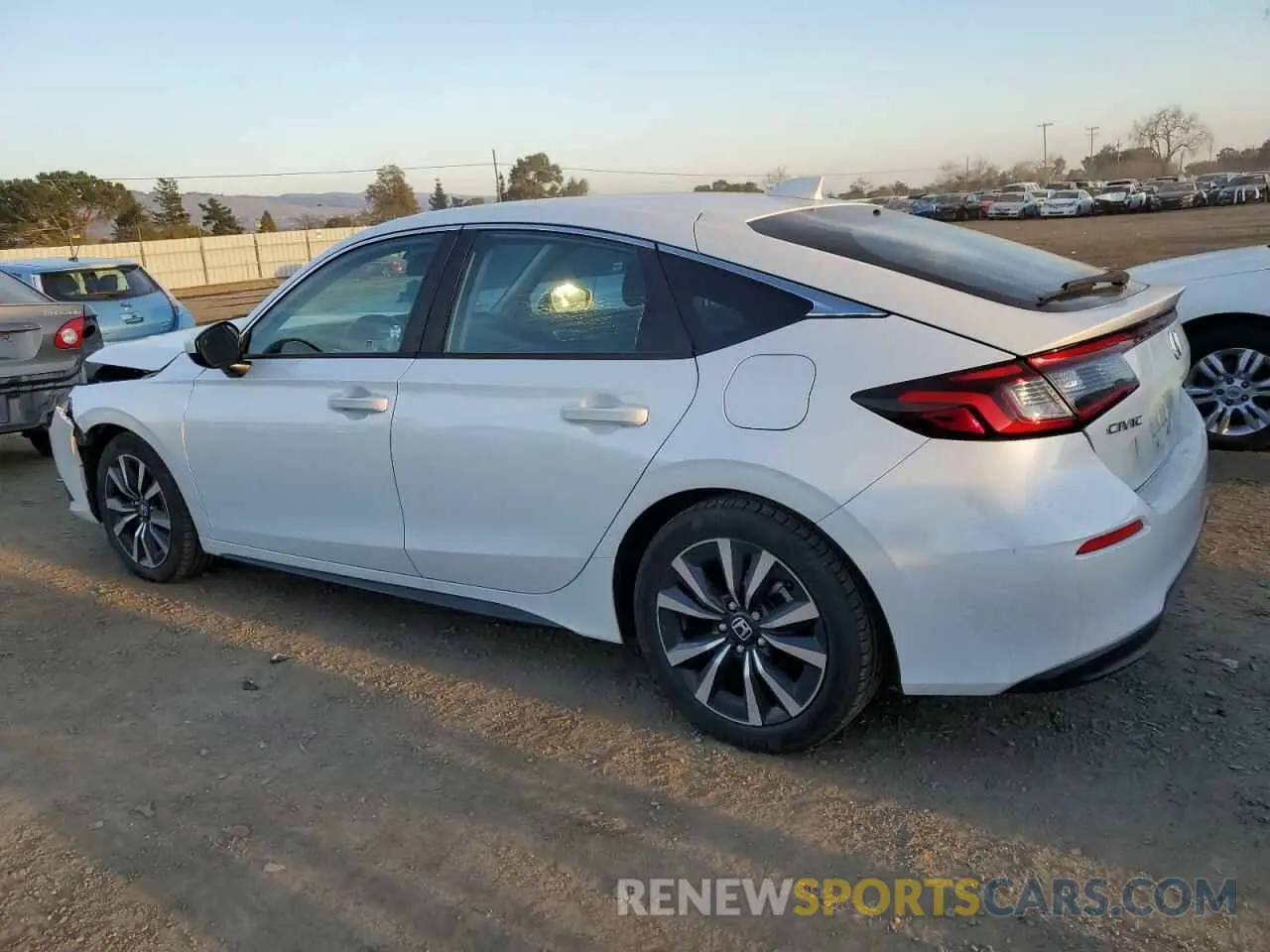 2 Photograph of a damaged car 19XFL1H79PE017602 HONDA CIVIC 2023