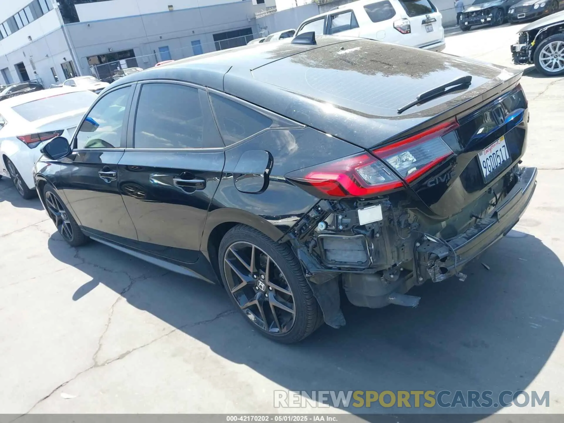 3 Photograph of a damaged car 19XFL1H80PE009154 HONDA CIVIC 2023