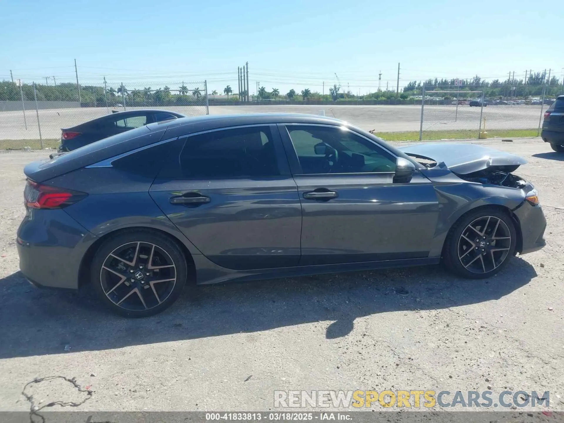 13 Photograph of a damaged car 19XFL1H80PE017819 HONDA CIVIC 2023