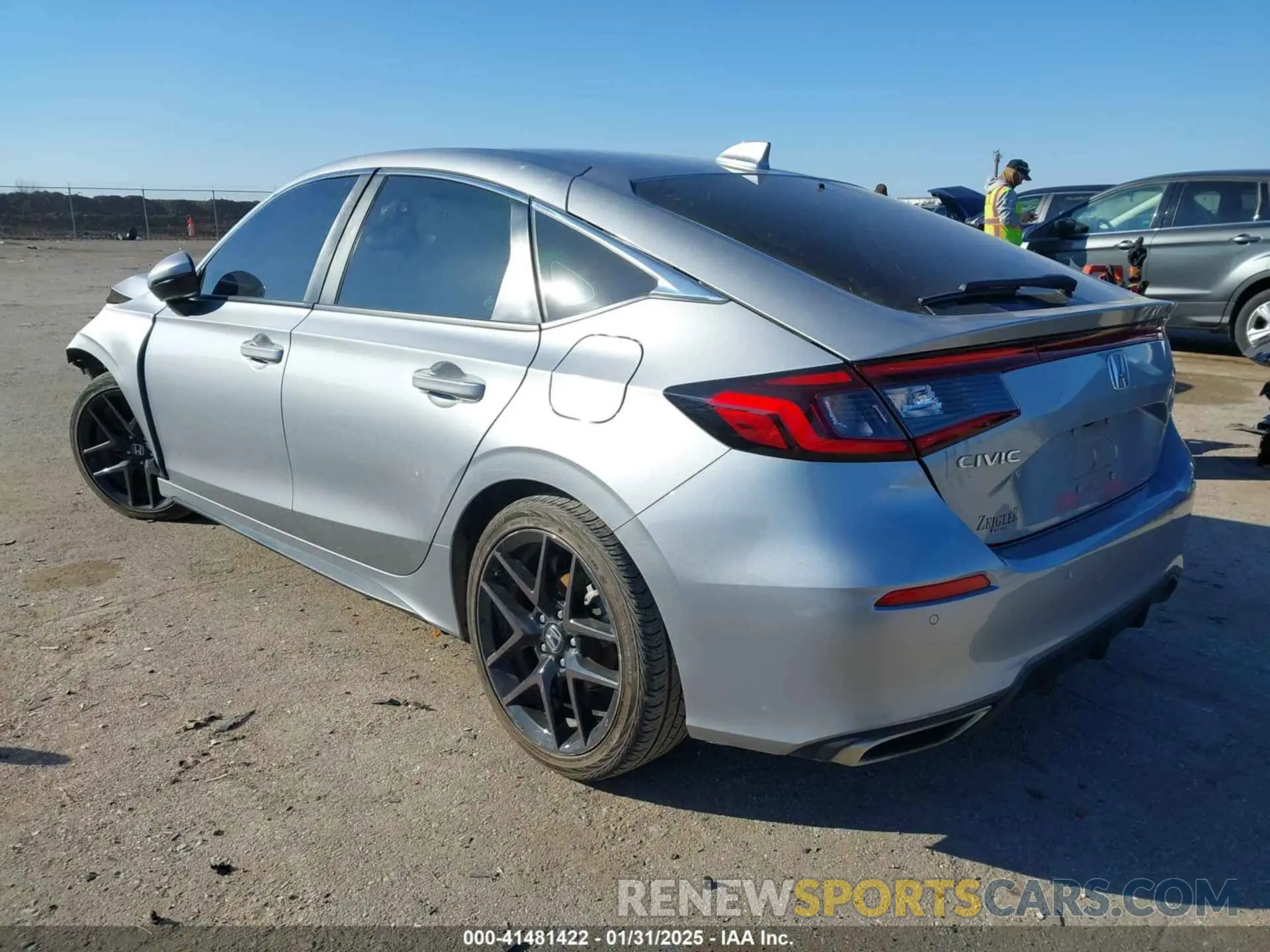 3 Photograph of a damaged car 19XFL1H82PE013707 HONDA CIVIC 2023