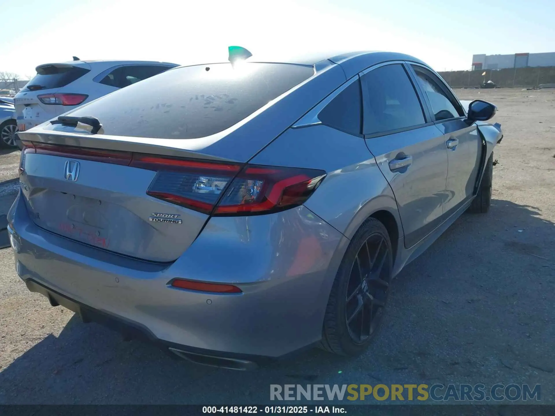 4 Photograph of a damaged car 19XFL1H82PE013707 HONDA CIVIC 2023