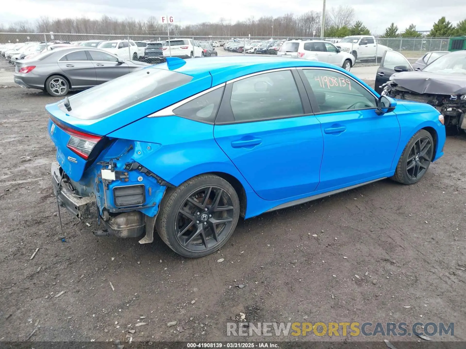 4 Photograph of a damaged car 19XFL1H83PE009309 HONDA CIVIC 2023