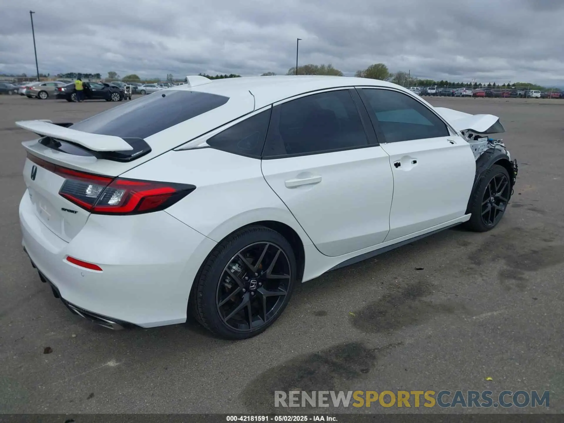 4 Photograph of a damaged car 19XFL1H87PE002914 HONDA CIVIC 2023
