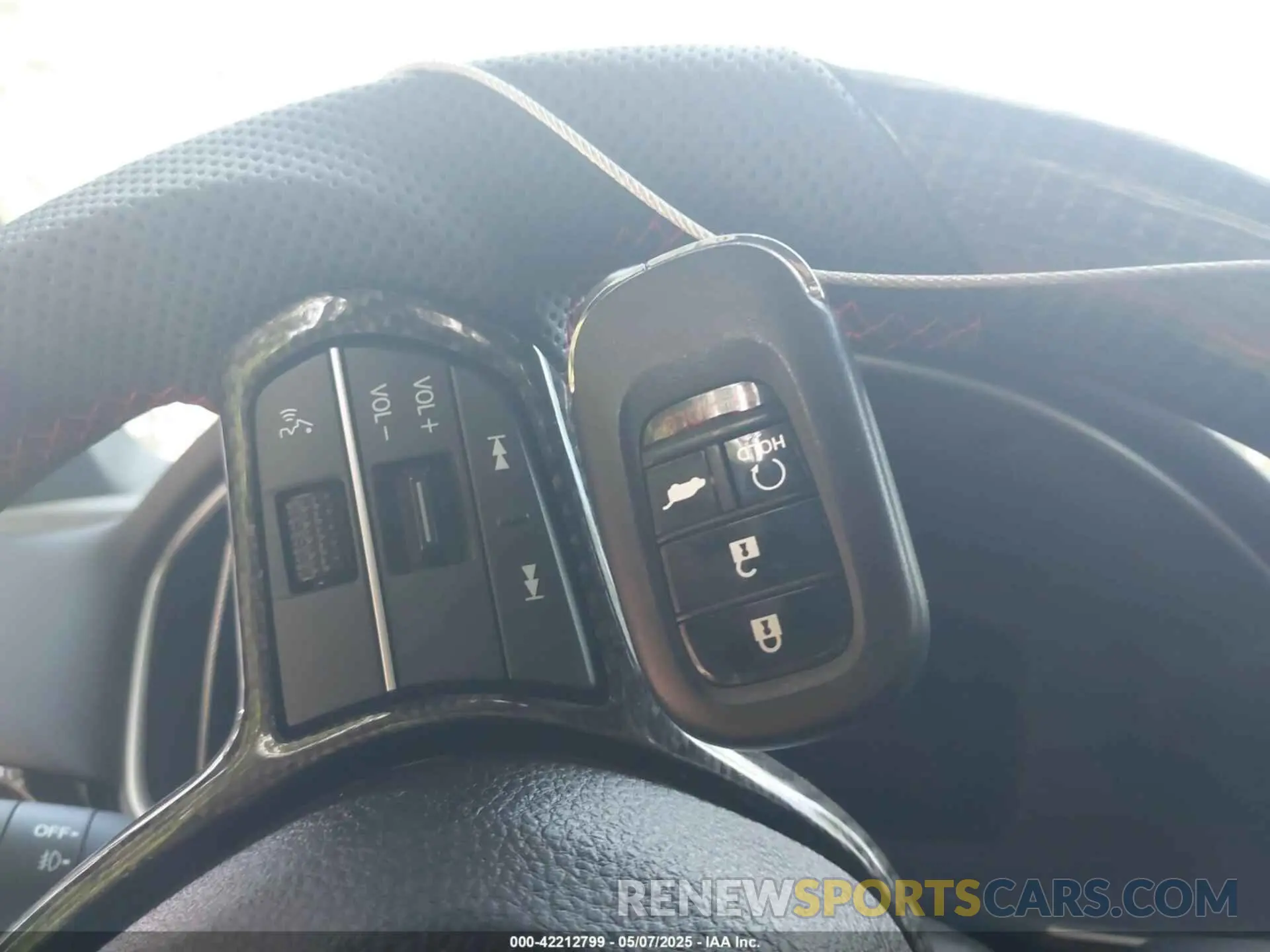11 Photograph of a damaged car 19XFL1H88PE001075 HONDA CIVIC 2023
