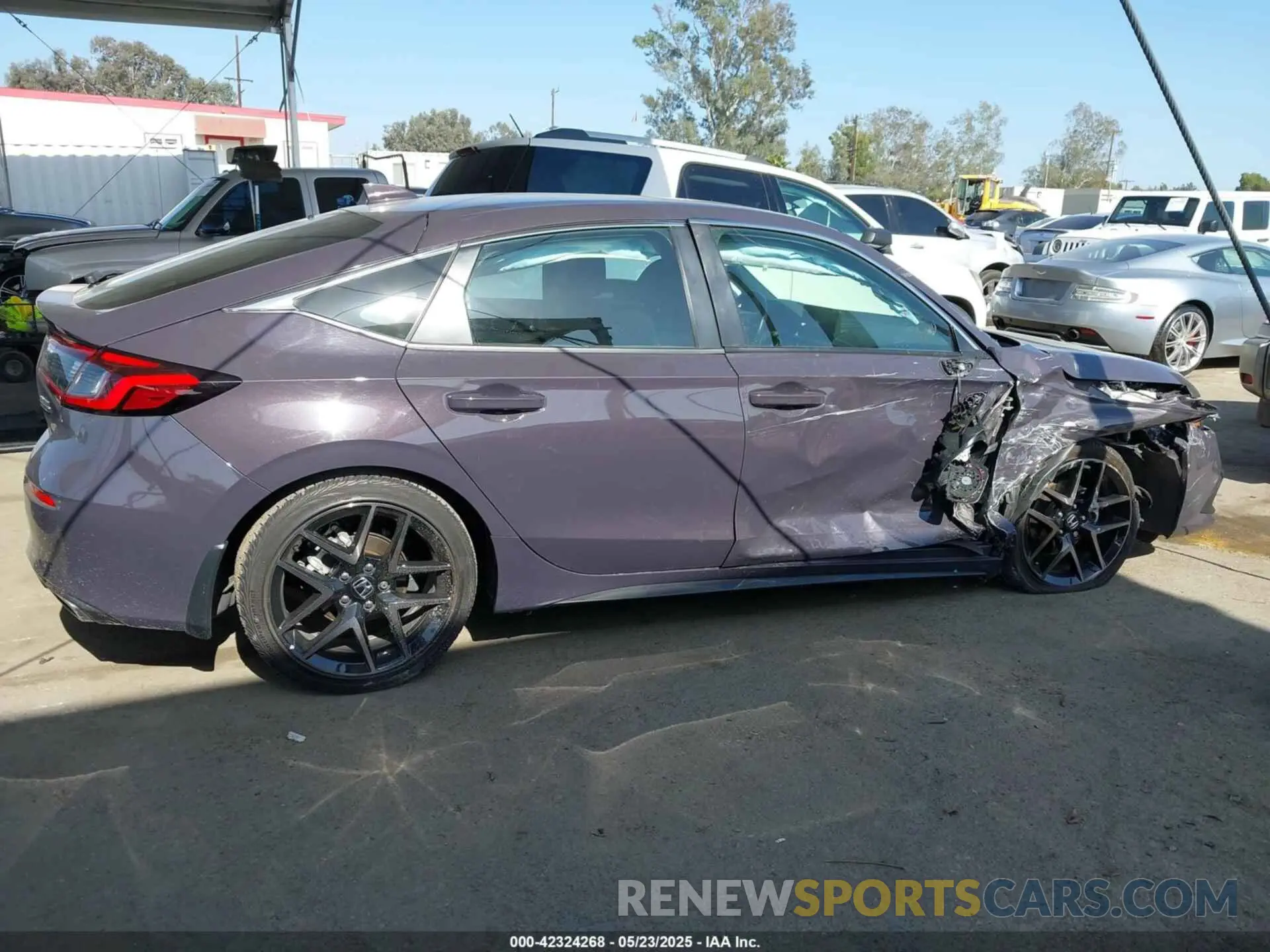 13 Photograph of a damaged car 19XFL1H89PE003322 HONDA CIVIC 2023