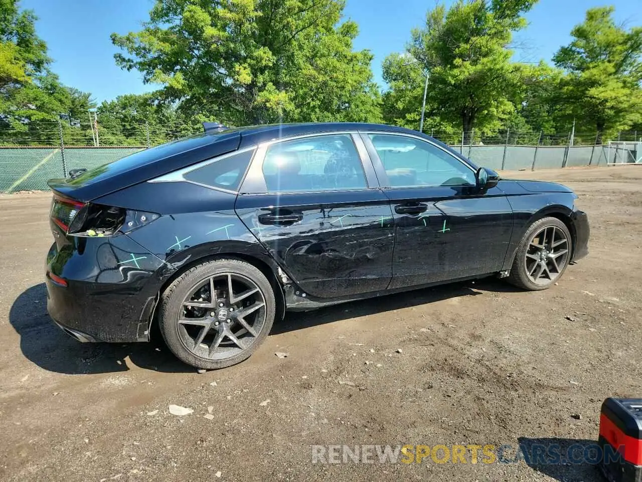3 Photograph of a damaged car 19XFL1H8XPE000932 HONDA CIVIC 2023